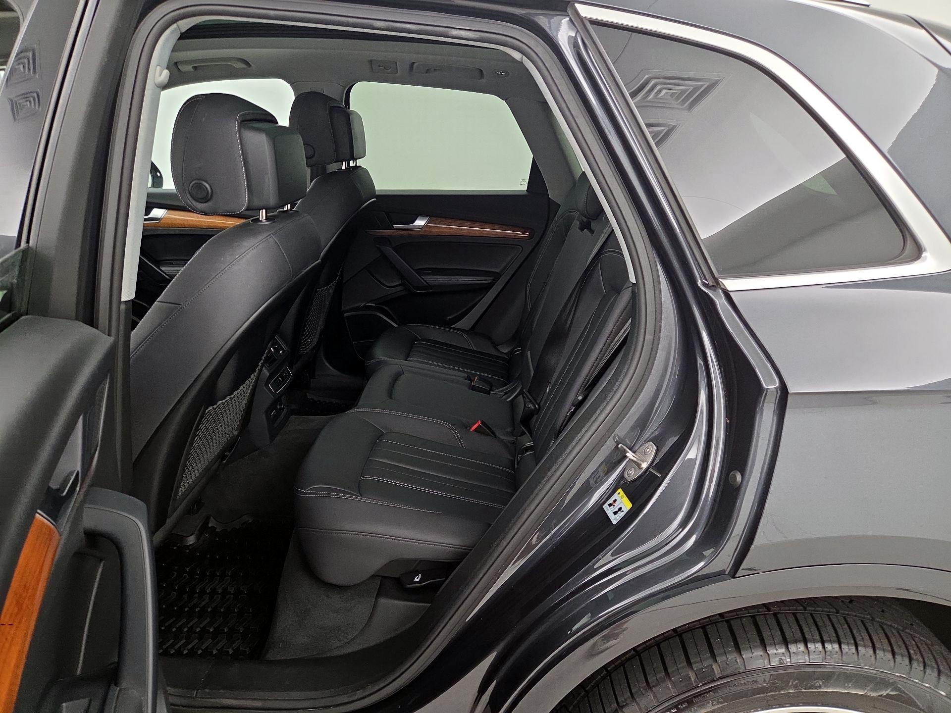 Thumbnail: 2023 Audi Q5 - 20