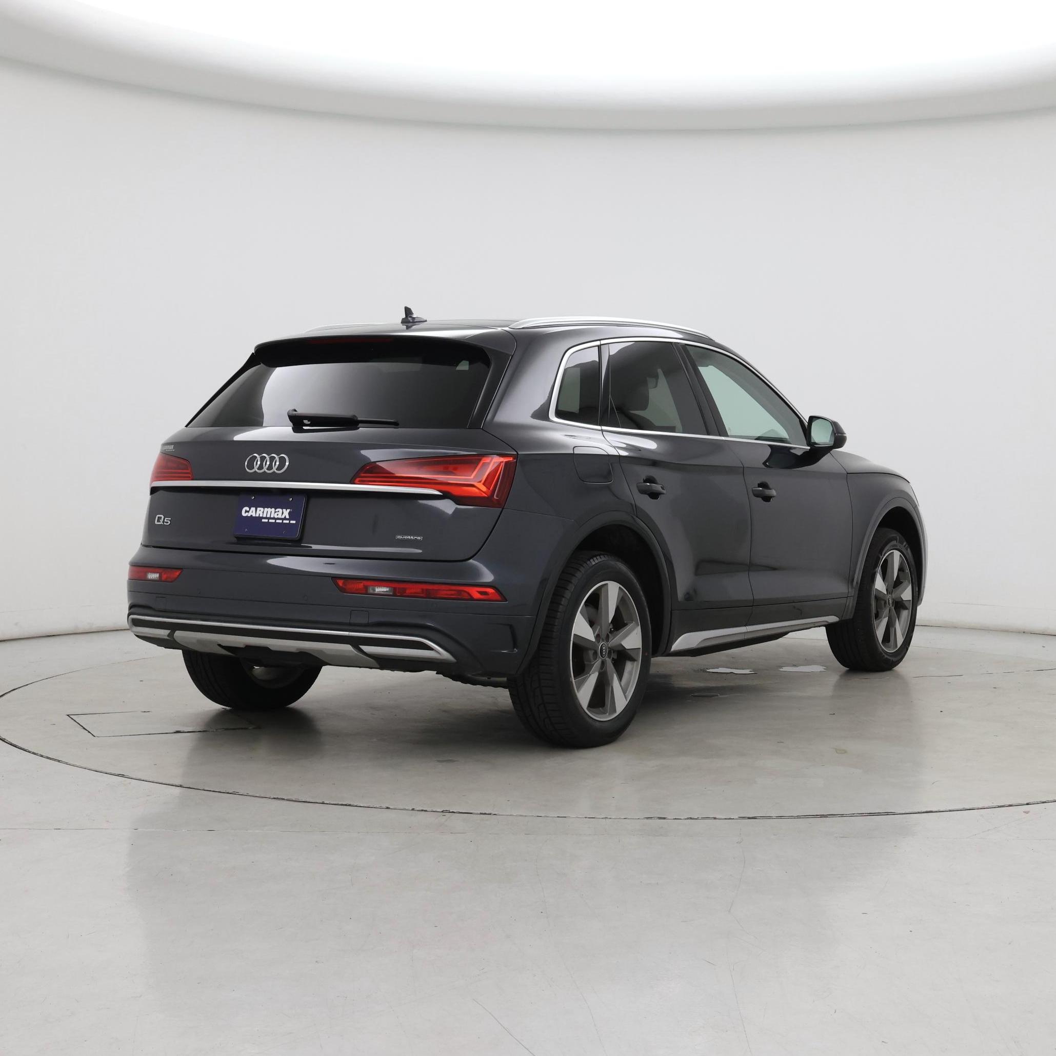 Thumbnail: 2023 Audi Q5 - 8