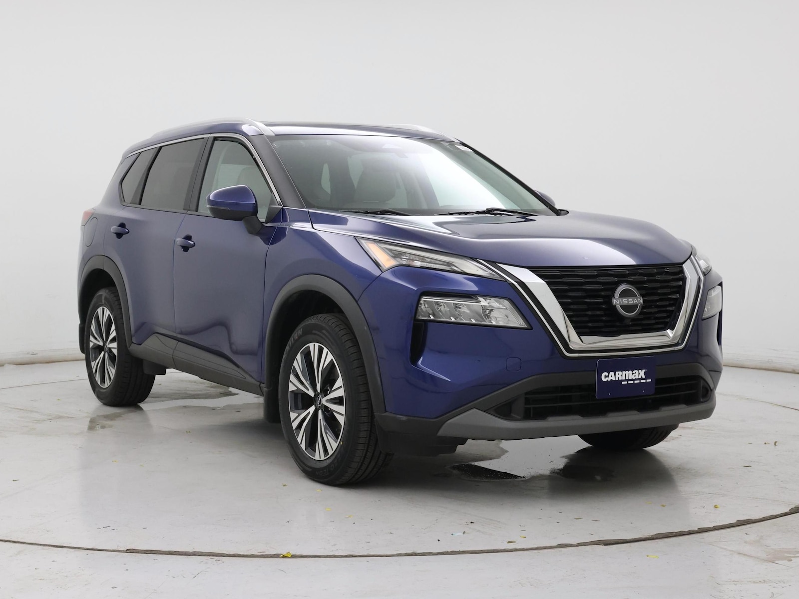 2023 Nissan Rogue SV - Photo 2
