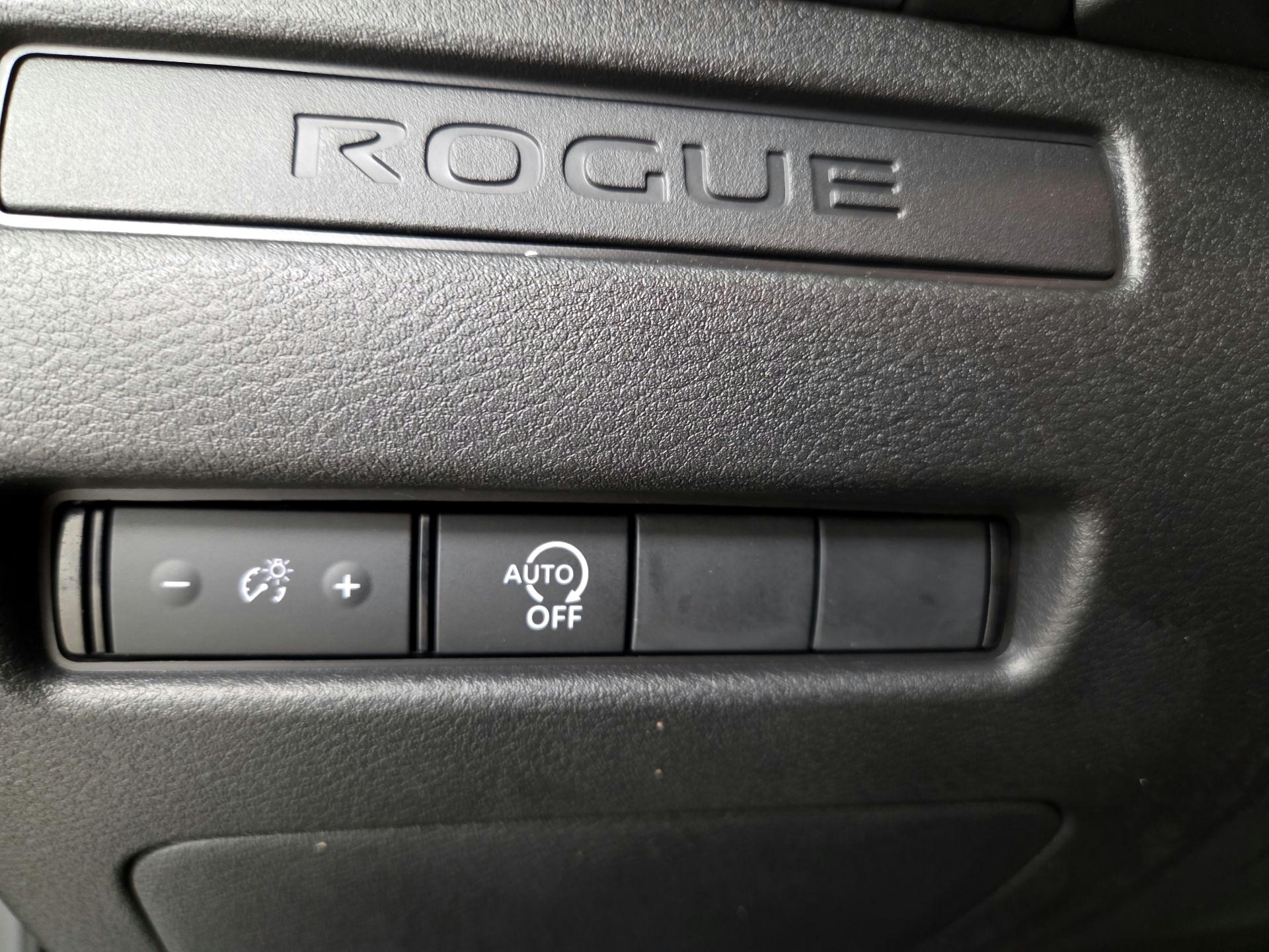 Thumbnail: 2023 Nissan Rogue - 13