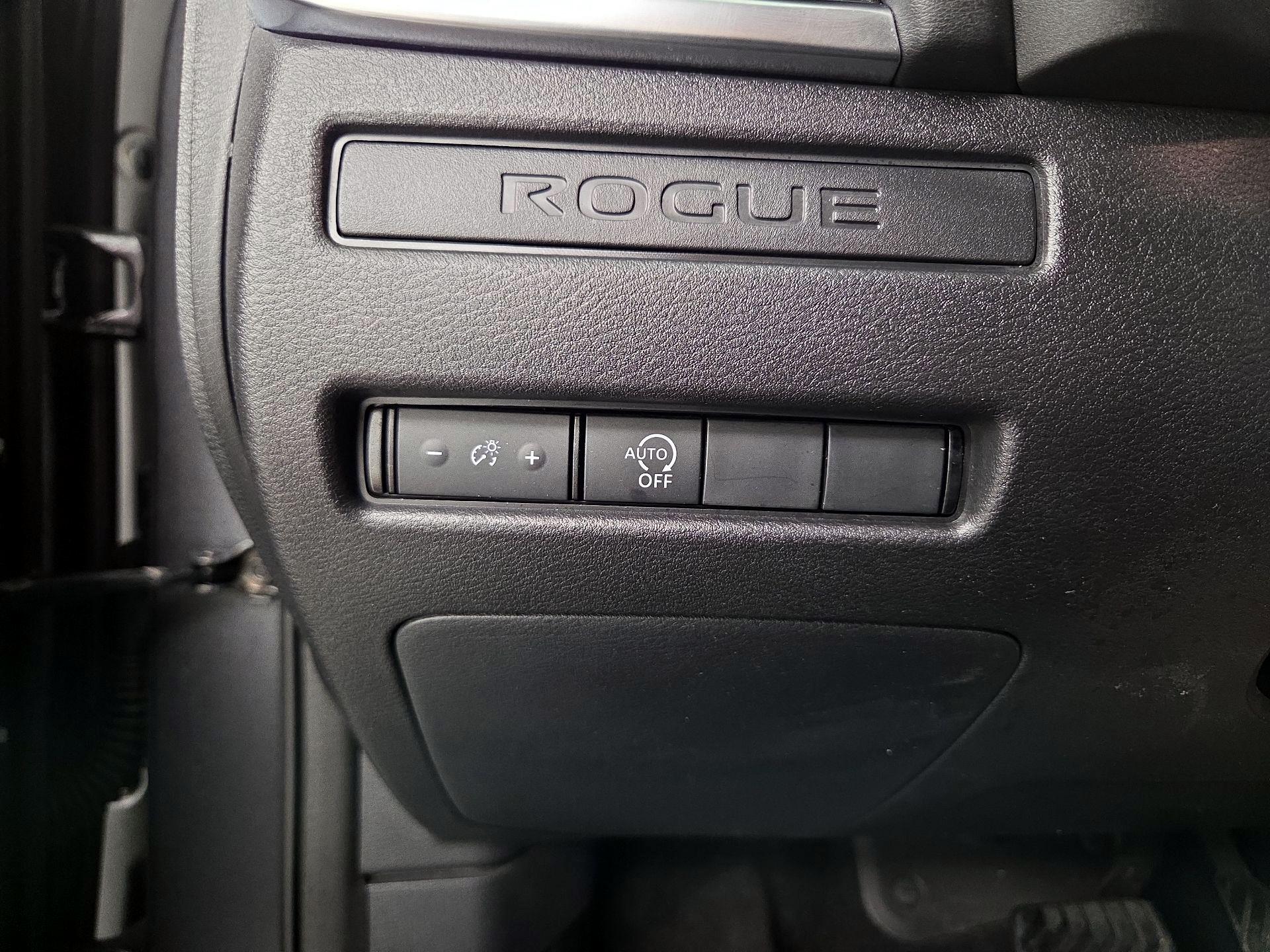 Thumbnail: 2023 Nissan Rogue - 13