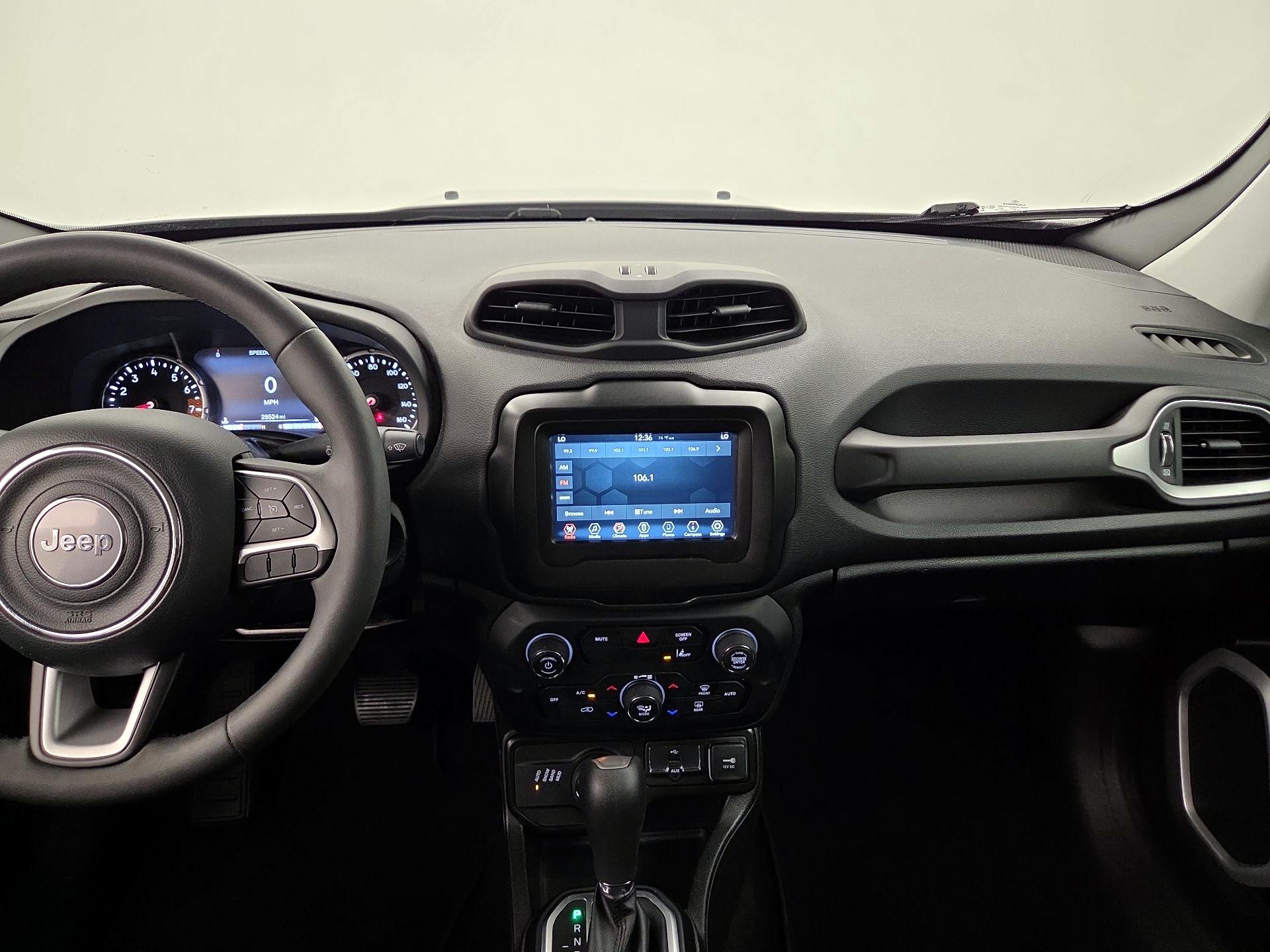 Thumbnail: 2021 Jeep Renegade - 9