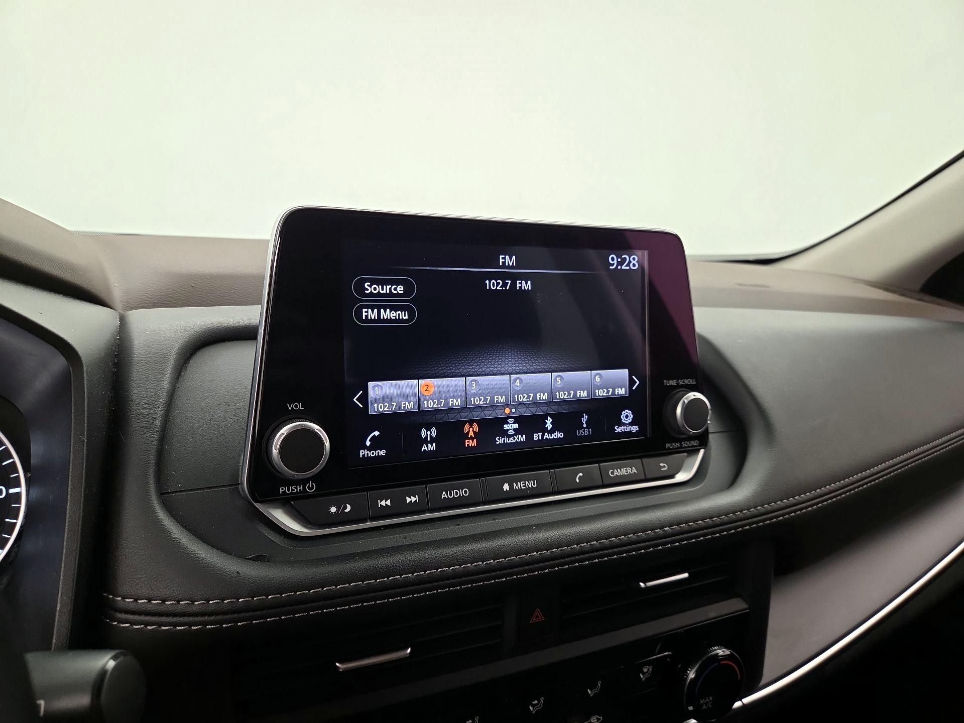 Thumbnail: 2023 Nissan Rogue - 15