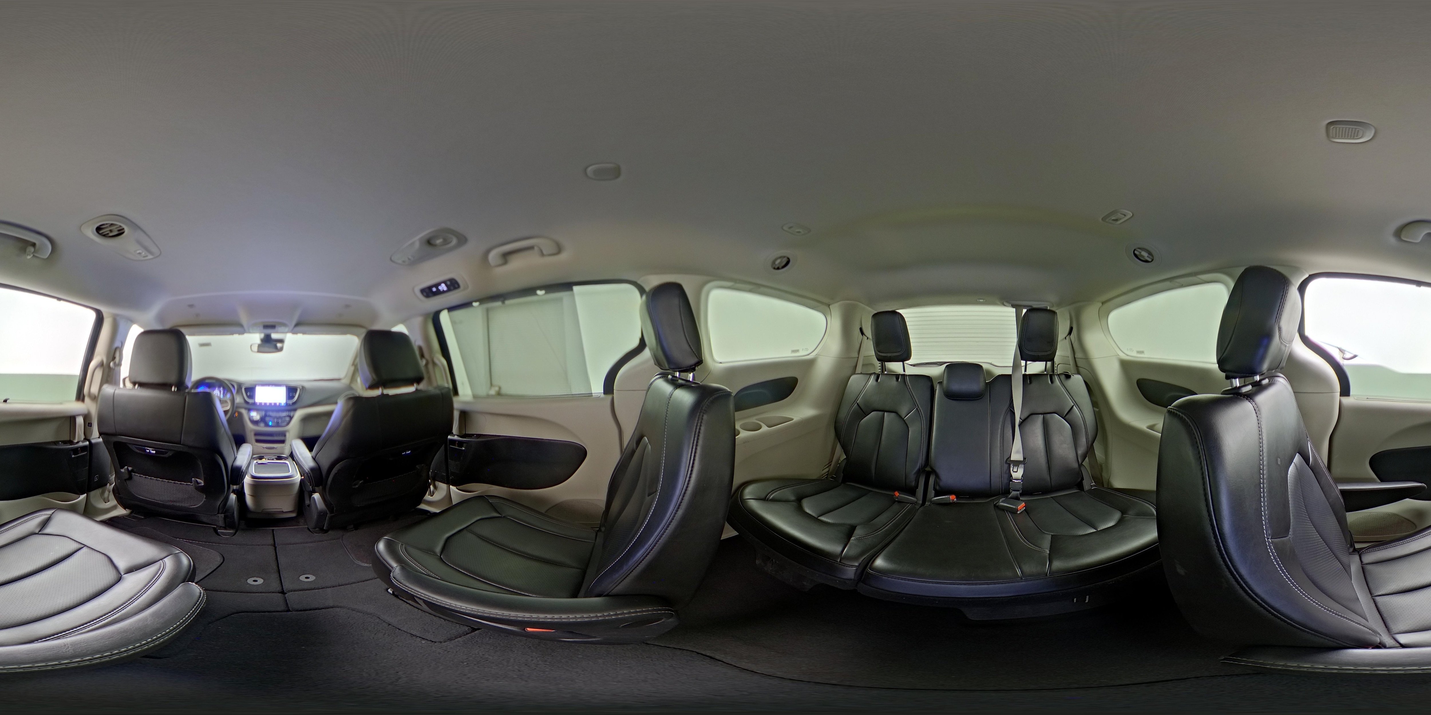 2023 Chrysler Pacifica Touring L - Photo 24