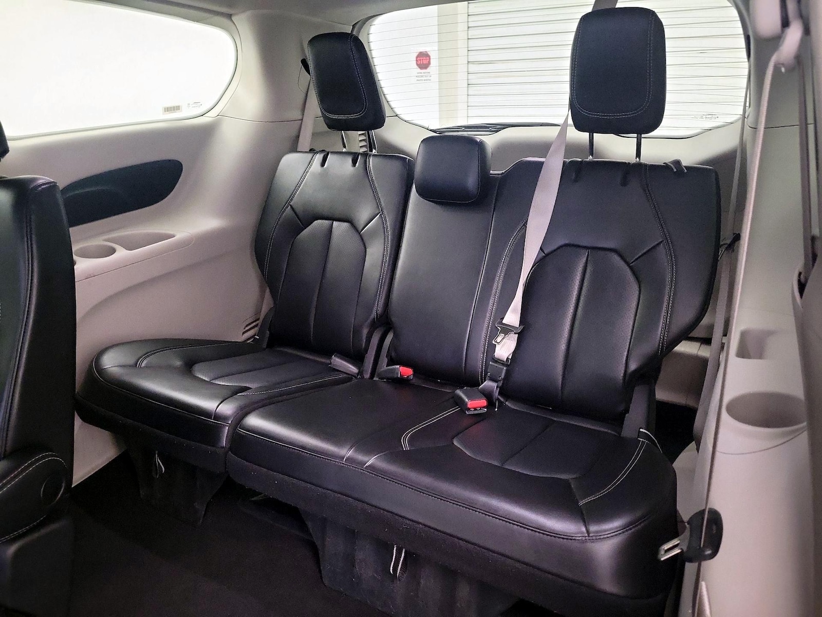 2023 Chrysler Pacifica Touring L - Photo 19