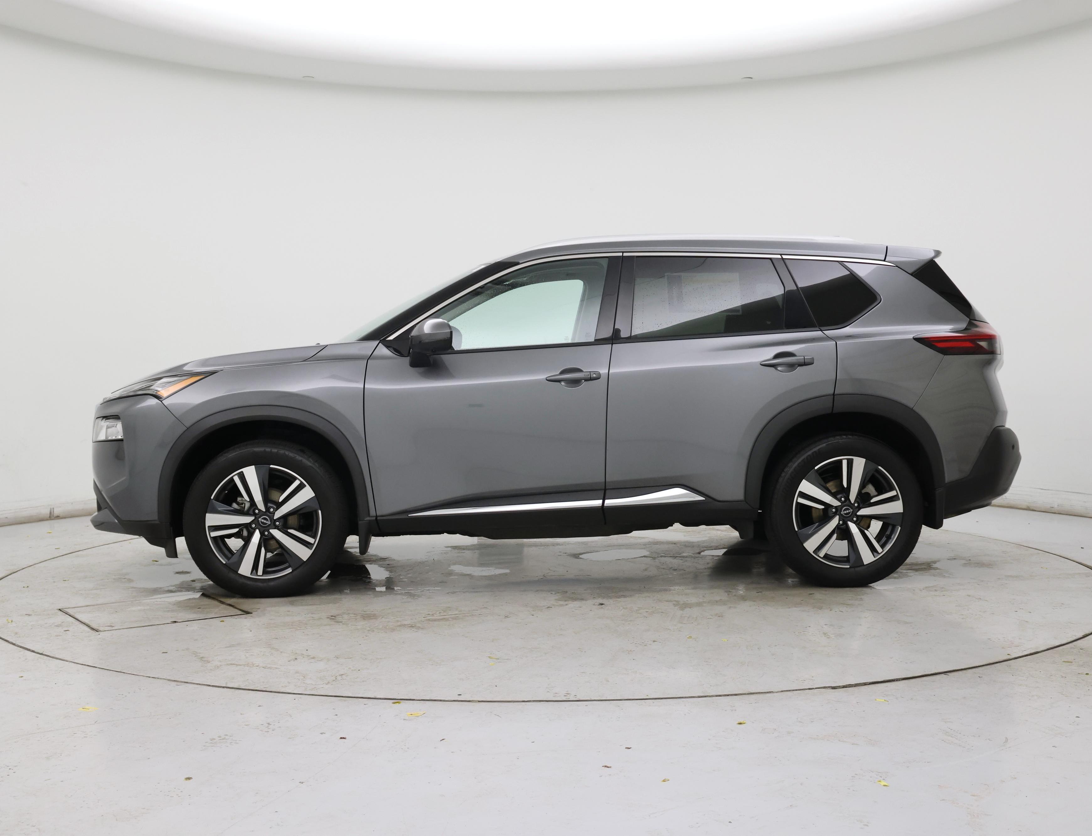 Thumbnail: 2023 Nissan Rogue - 3