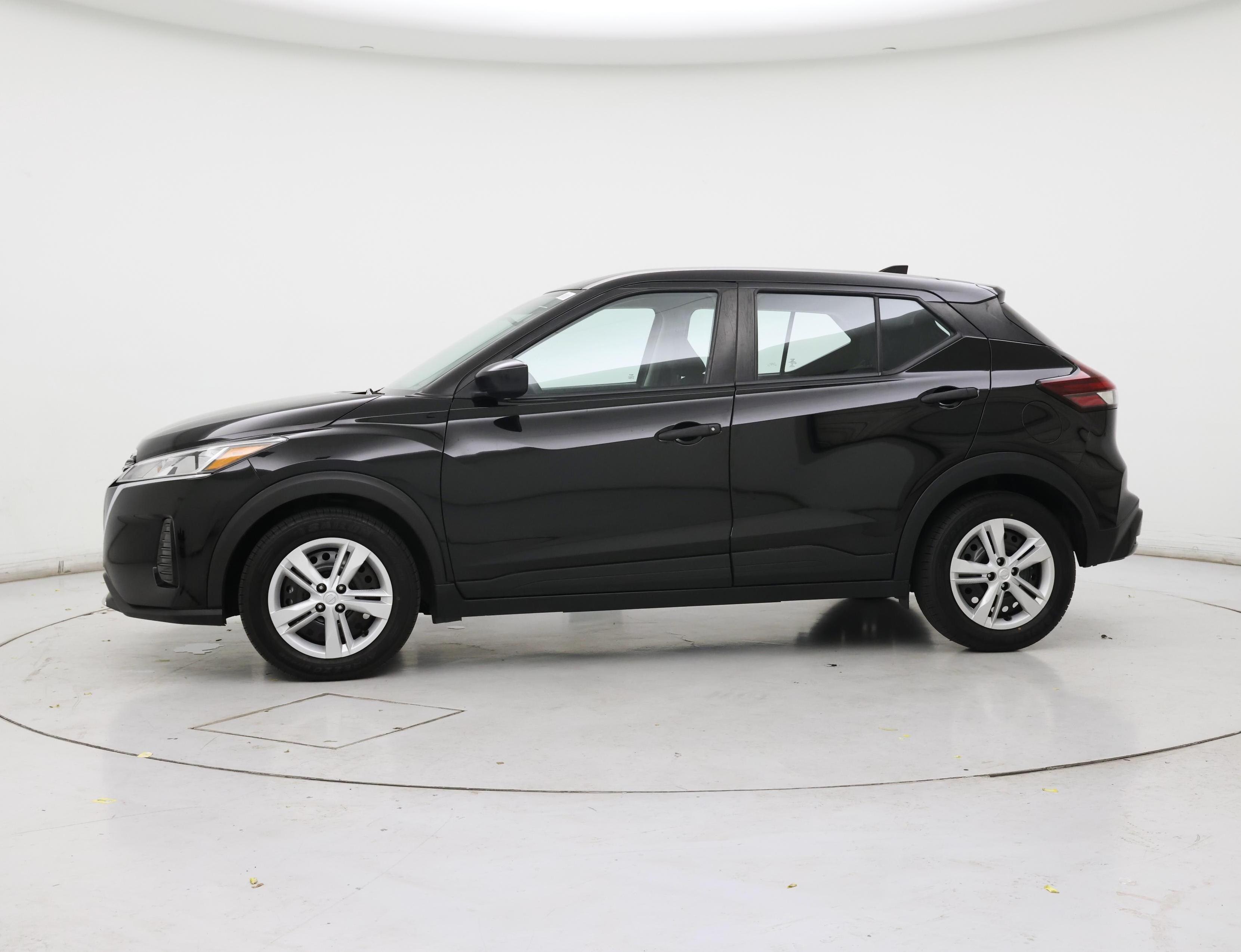 Thumbnail: 2021 Nissan Kicks - 3
