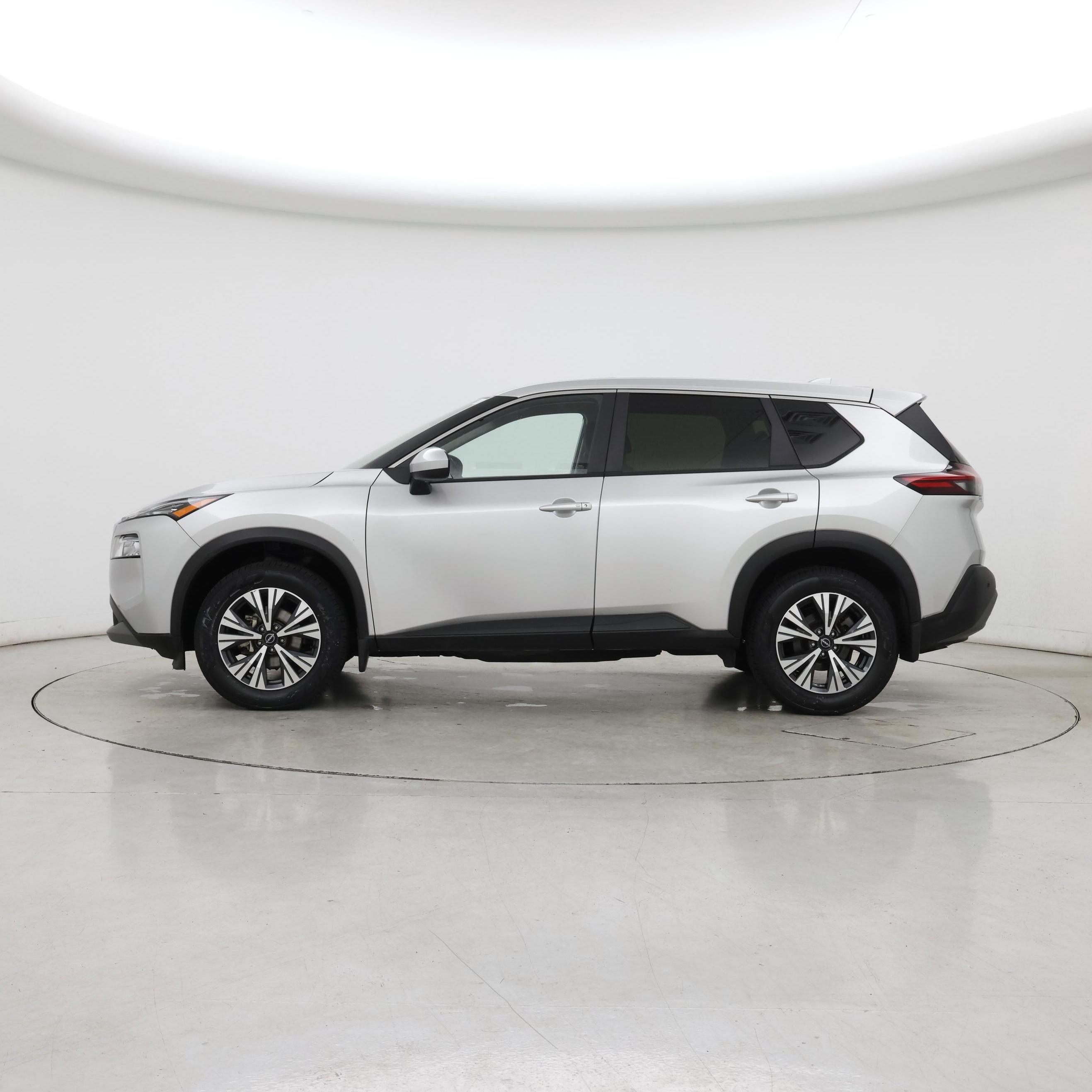 Thumbnail: 2023 Nissan Rogue - 3