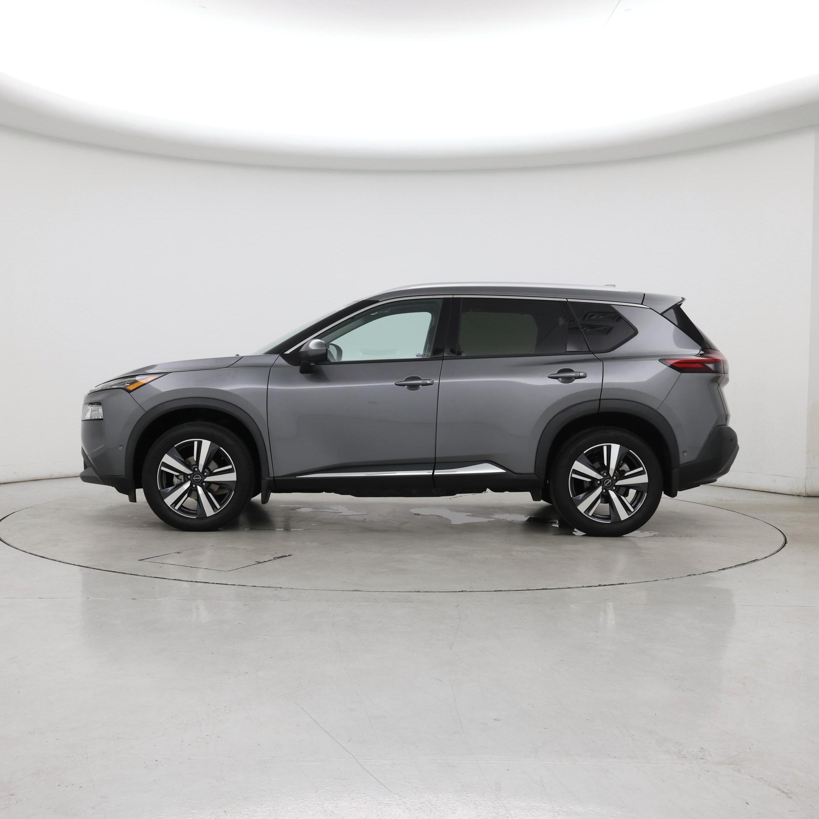 Thumbnail: 2023 Nissan Rogue - 3