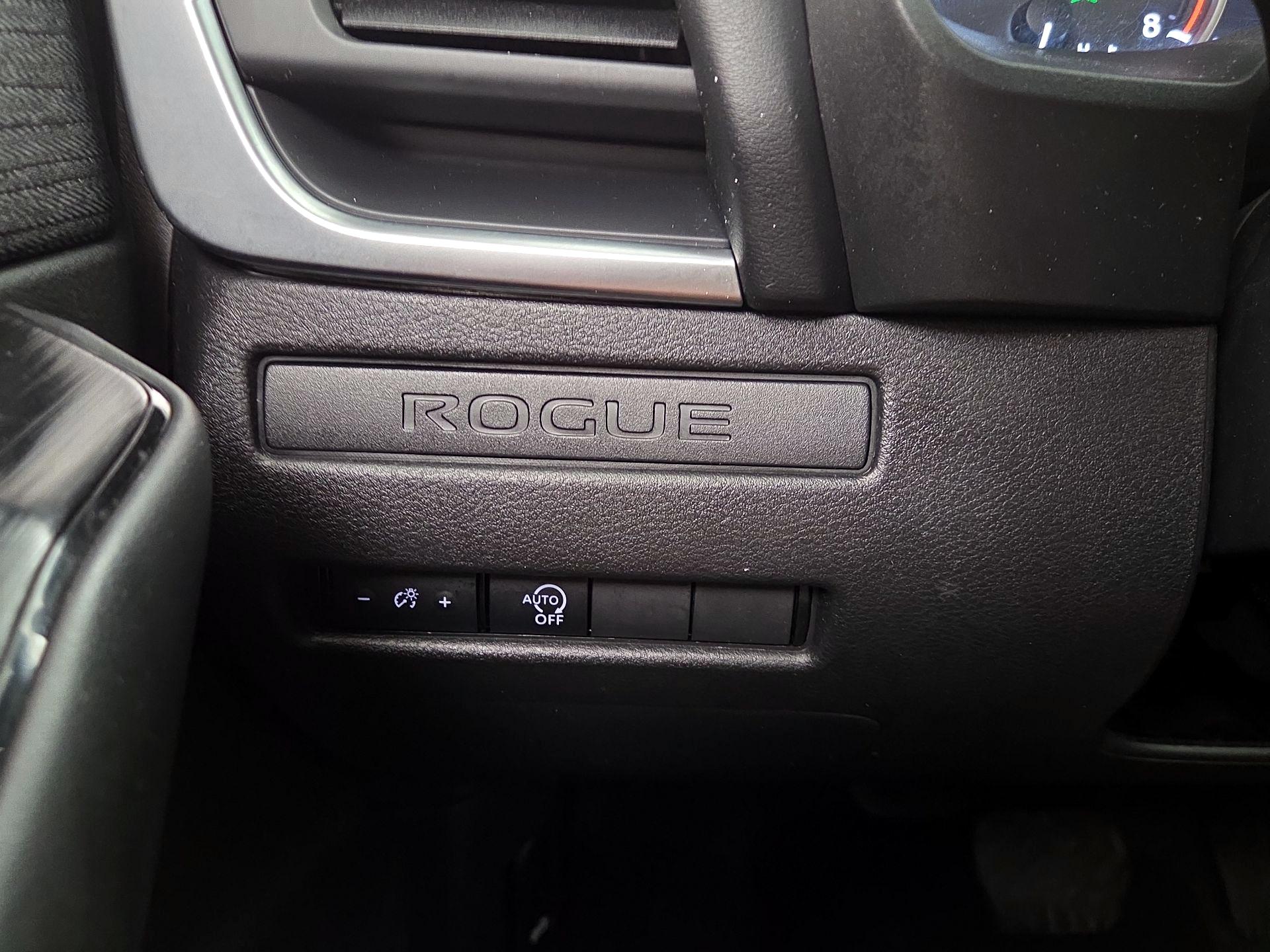 Thumbnail: 2023 Nissan Rogue - 13