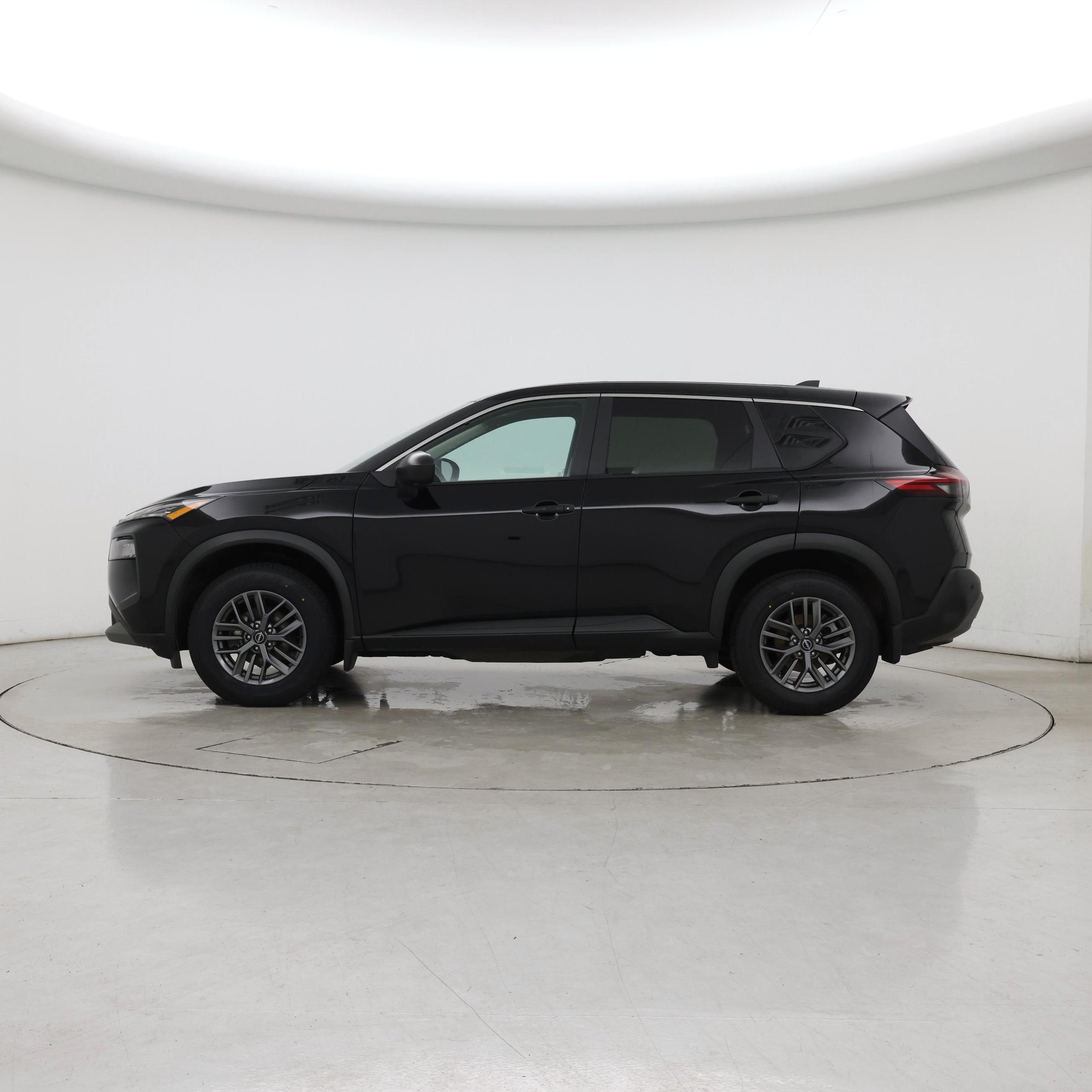 Thumbnail: 2023 Nissan Rogue - 3