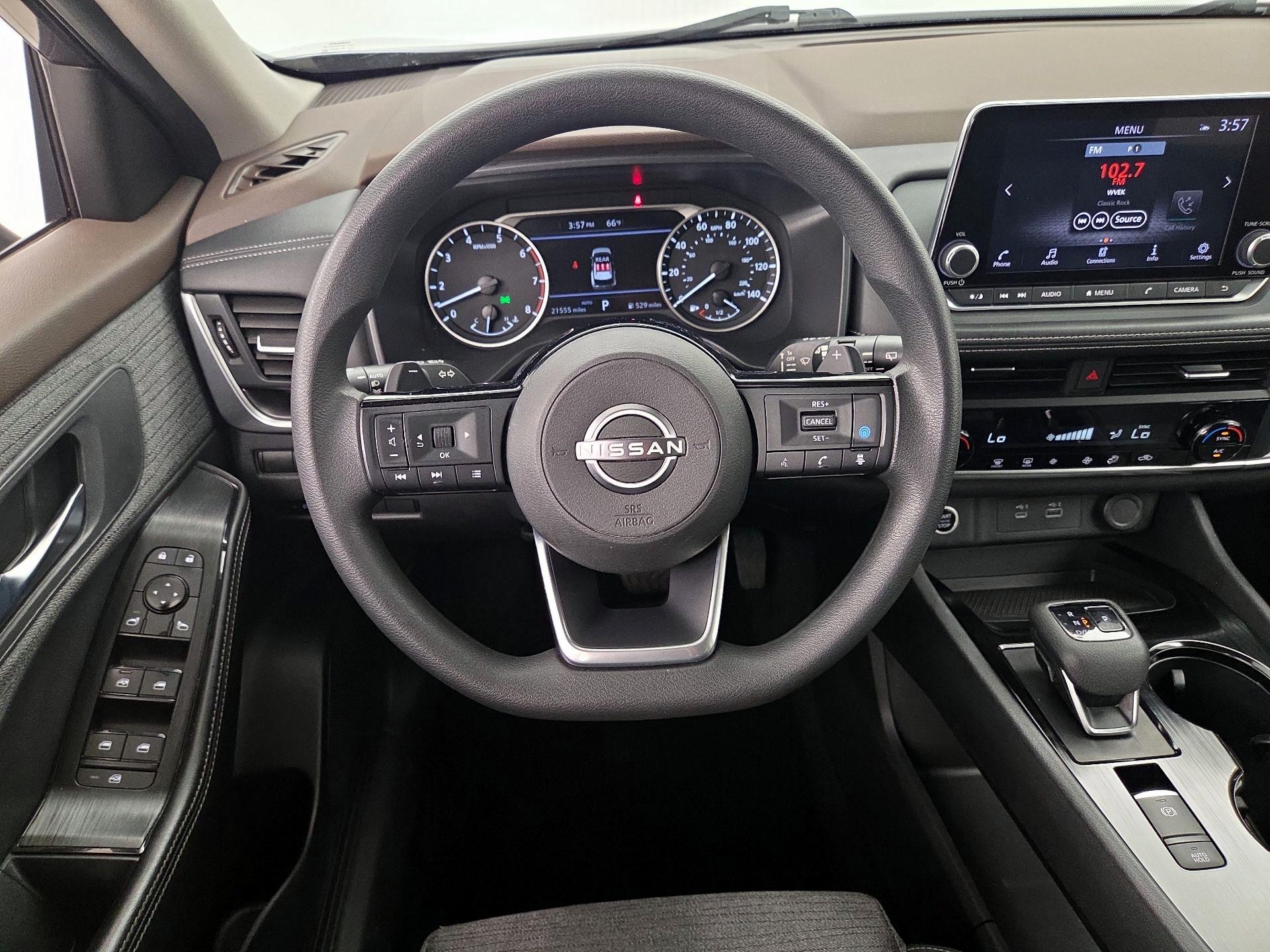 Thumbnail: 2023 Nissan Rogue - 10