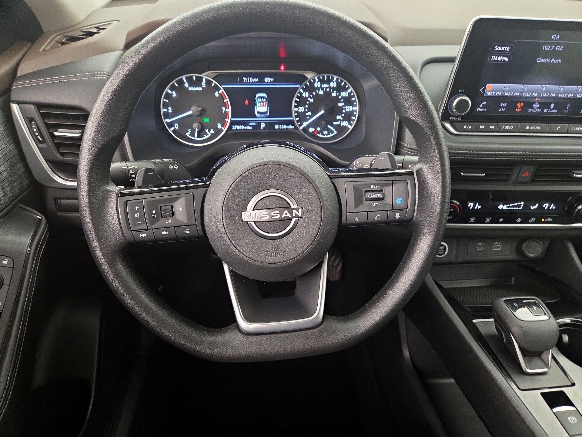 Thumbnail: 2023 Nissan Rogue - 10