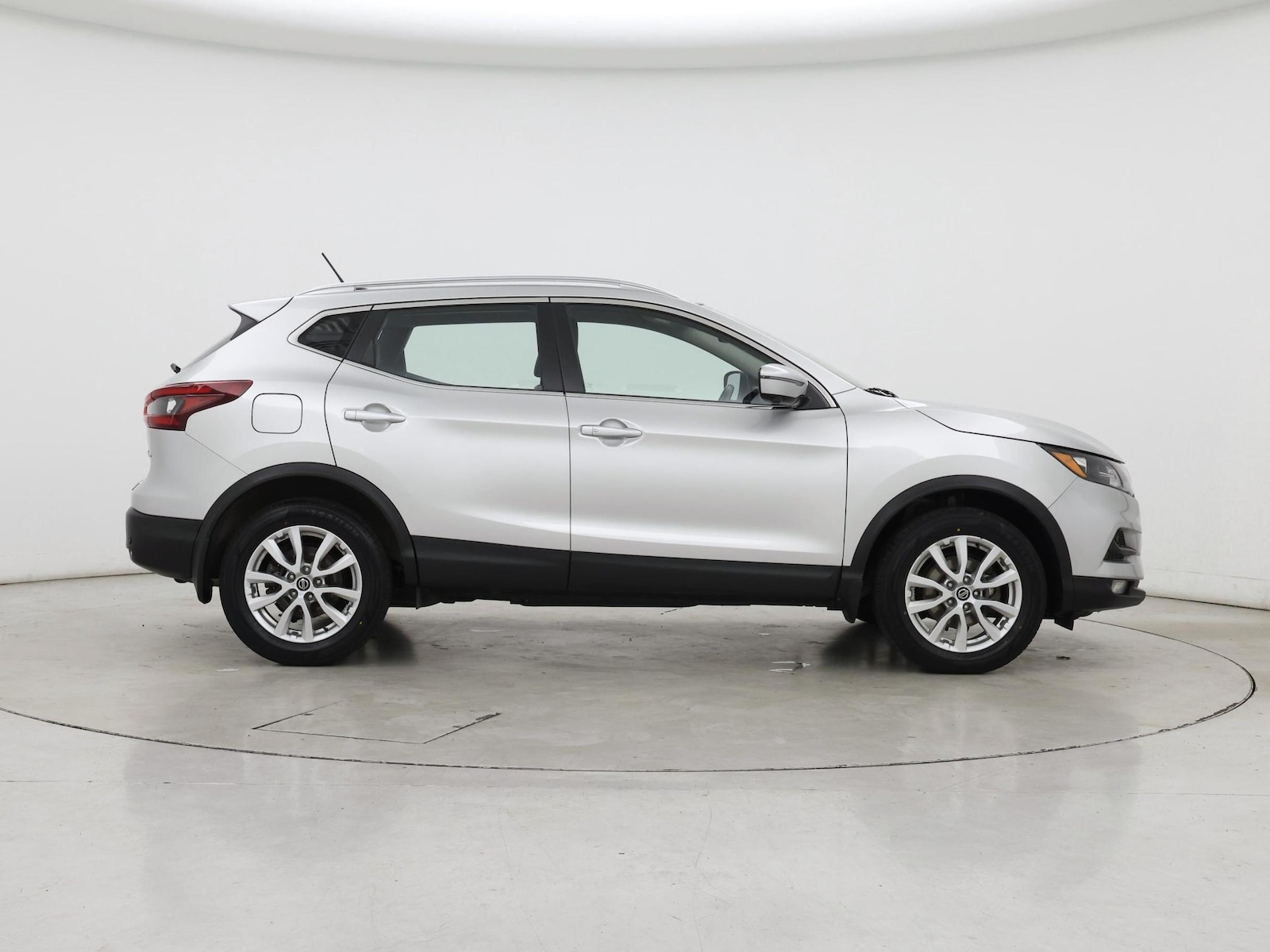 2022 Nissan Rogue Sport SV - Photo 8