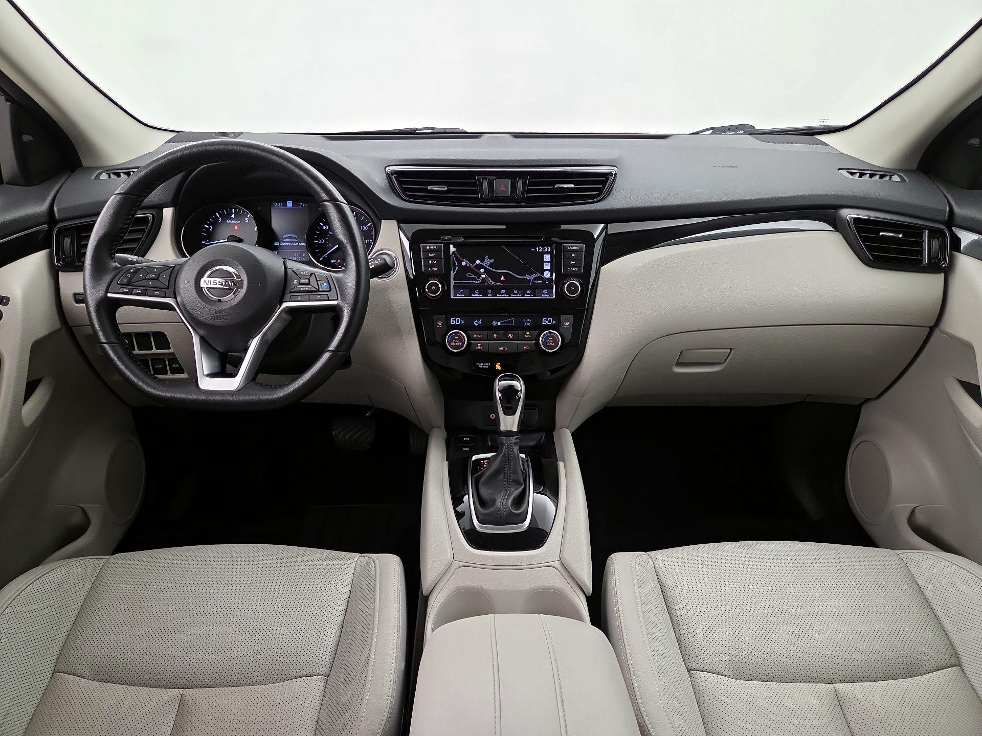 Thumbnail: 2022 Nissan Rogue Sport - 9
