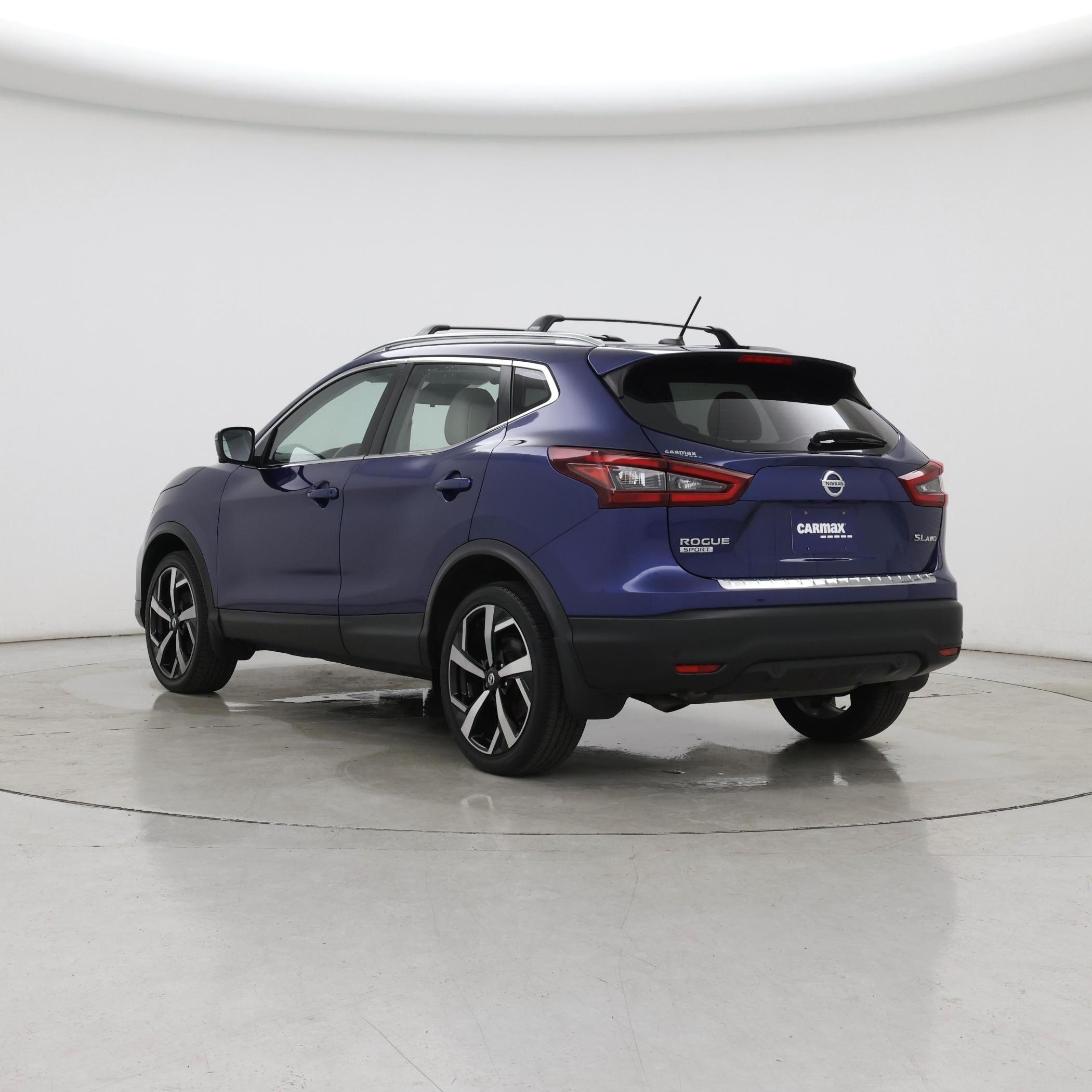 Thumbnail: 2022 Nissan Rogue Sport - 2