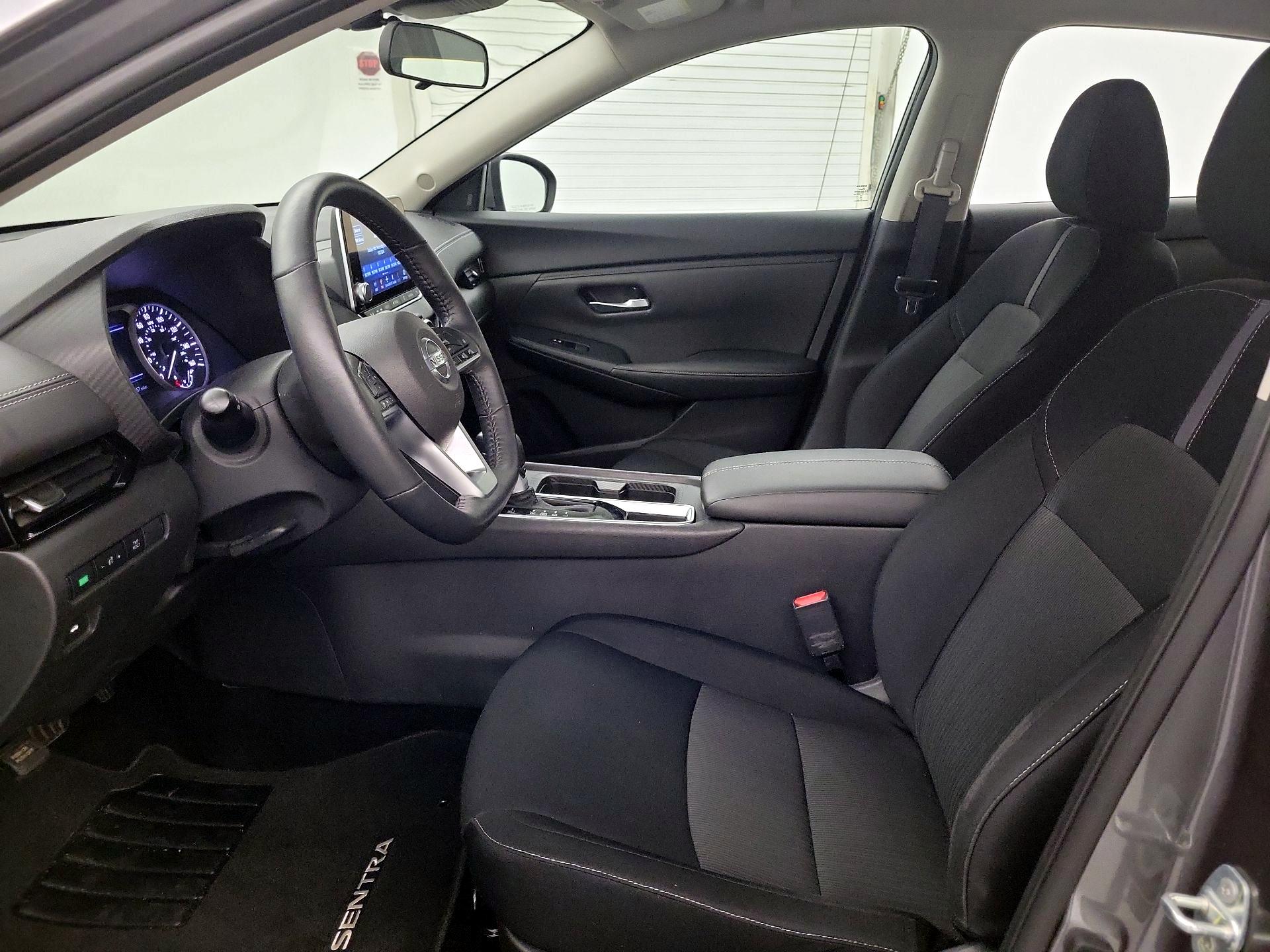 Thumbnail: 2023 Nissan Sentra - 9