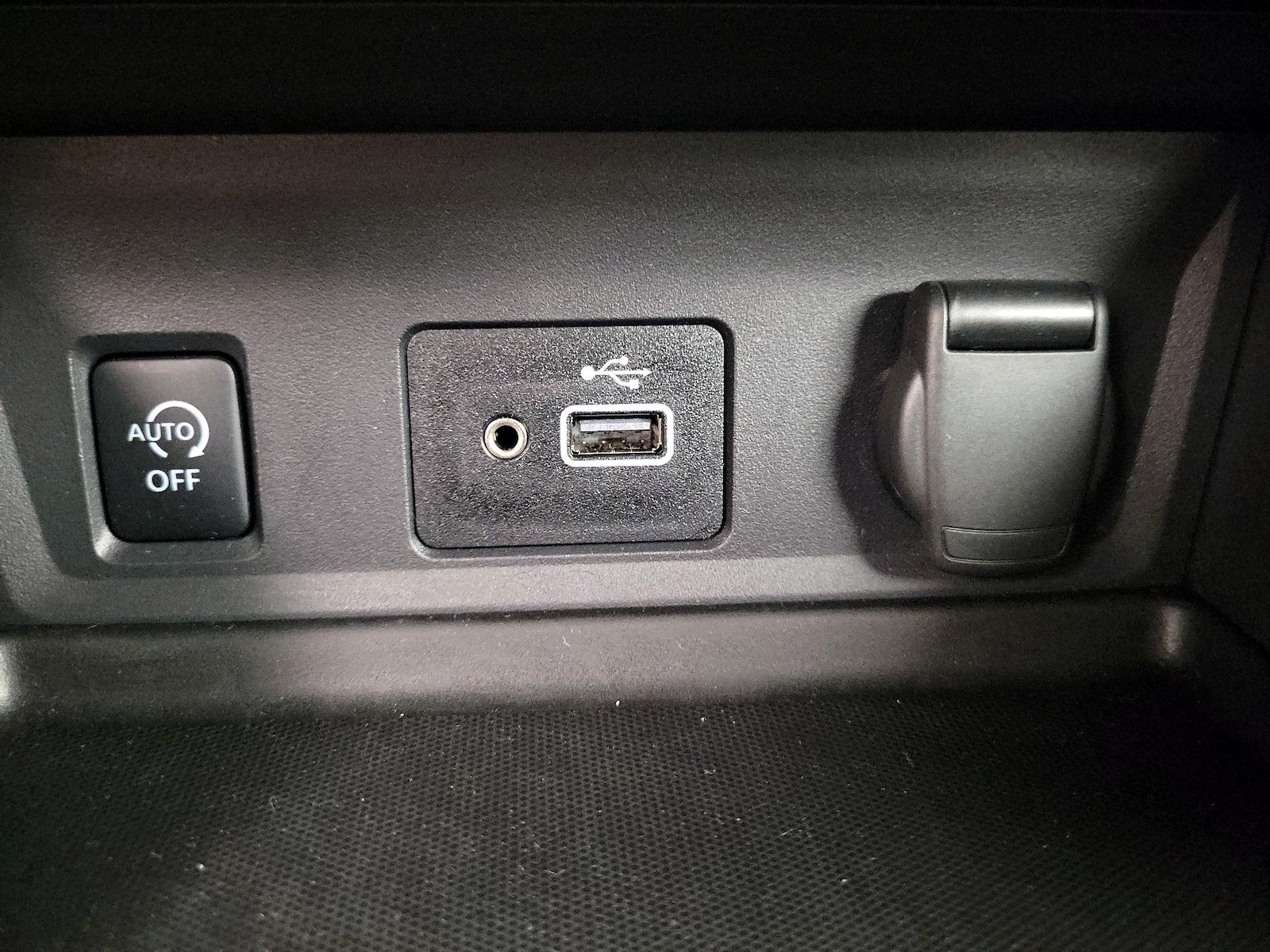 2024 Nissan Sentra S - Photo 16