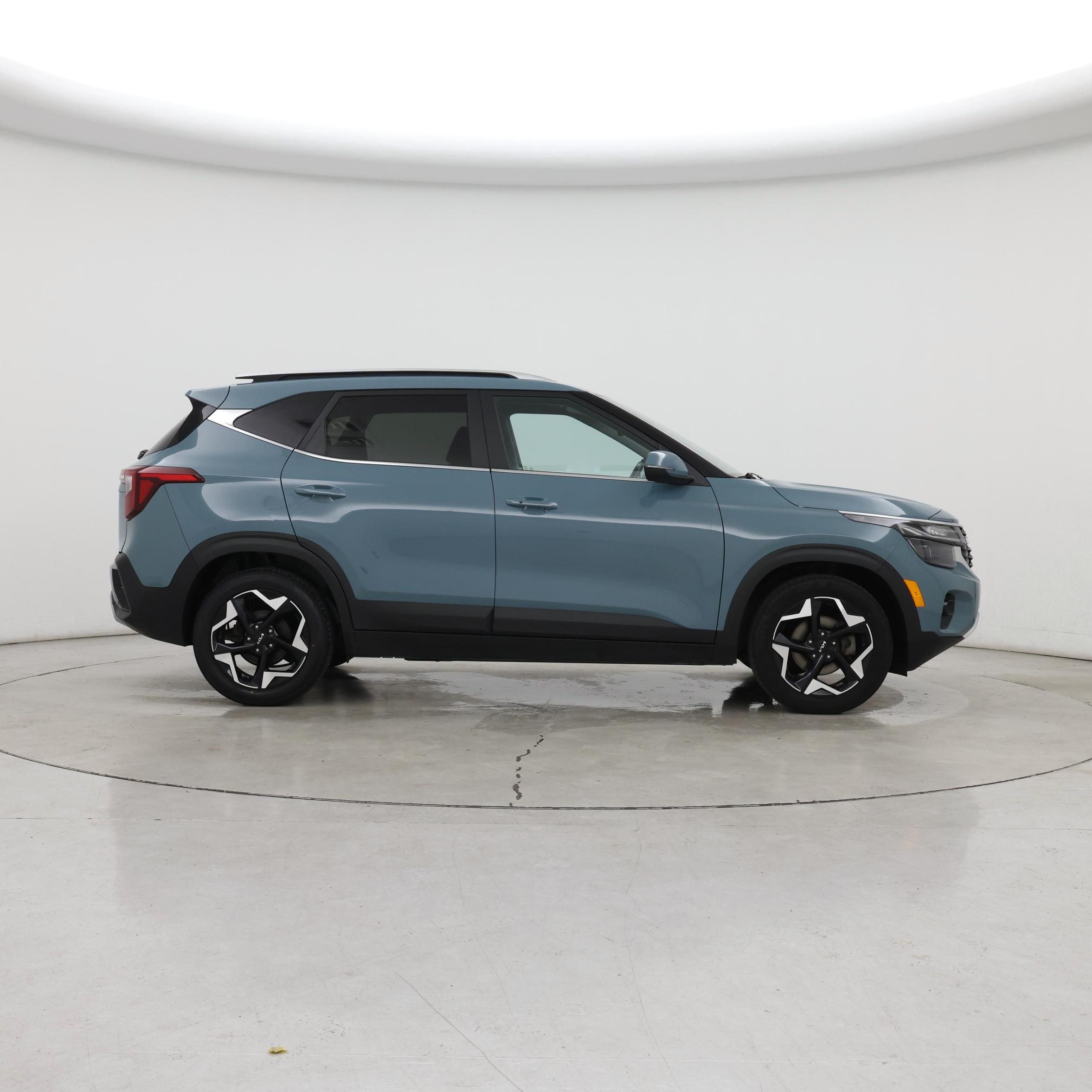 Thumbnail: 2024 Kia Seltos - 7