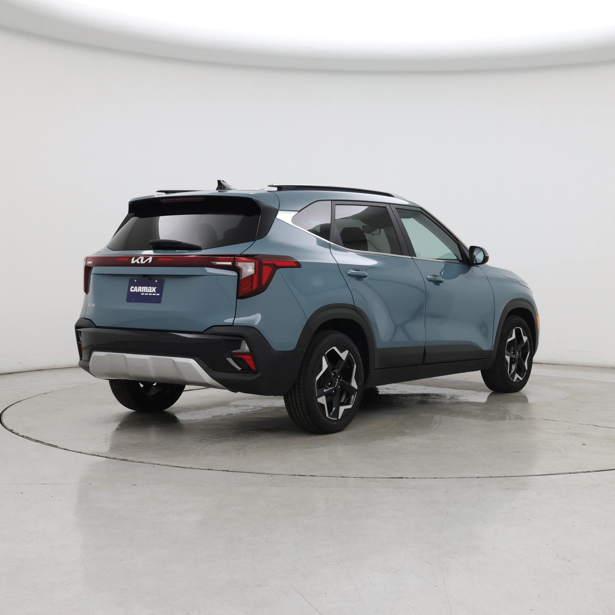 Thumbnail: 2024 Kia Seltos - 8
