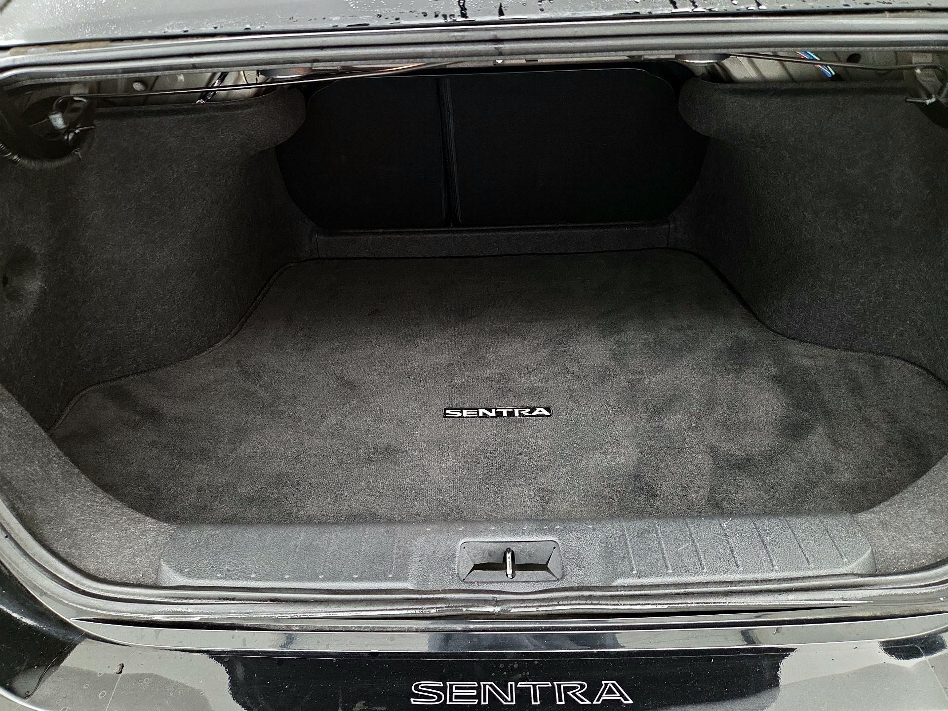 Thumbnail: 2023 Nissan Sentra - 20
