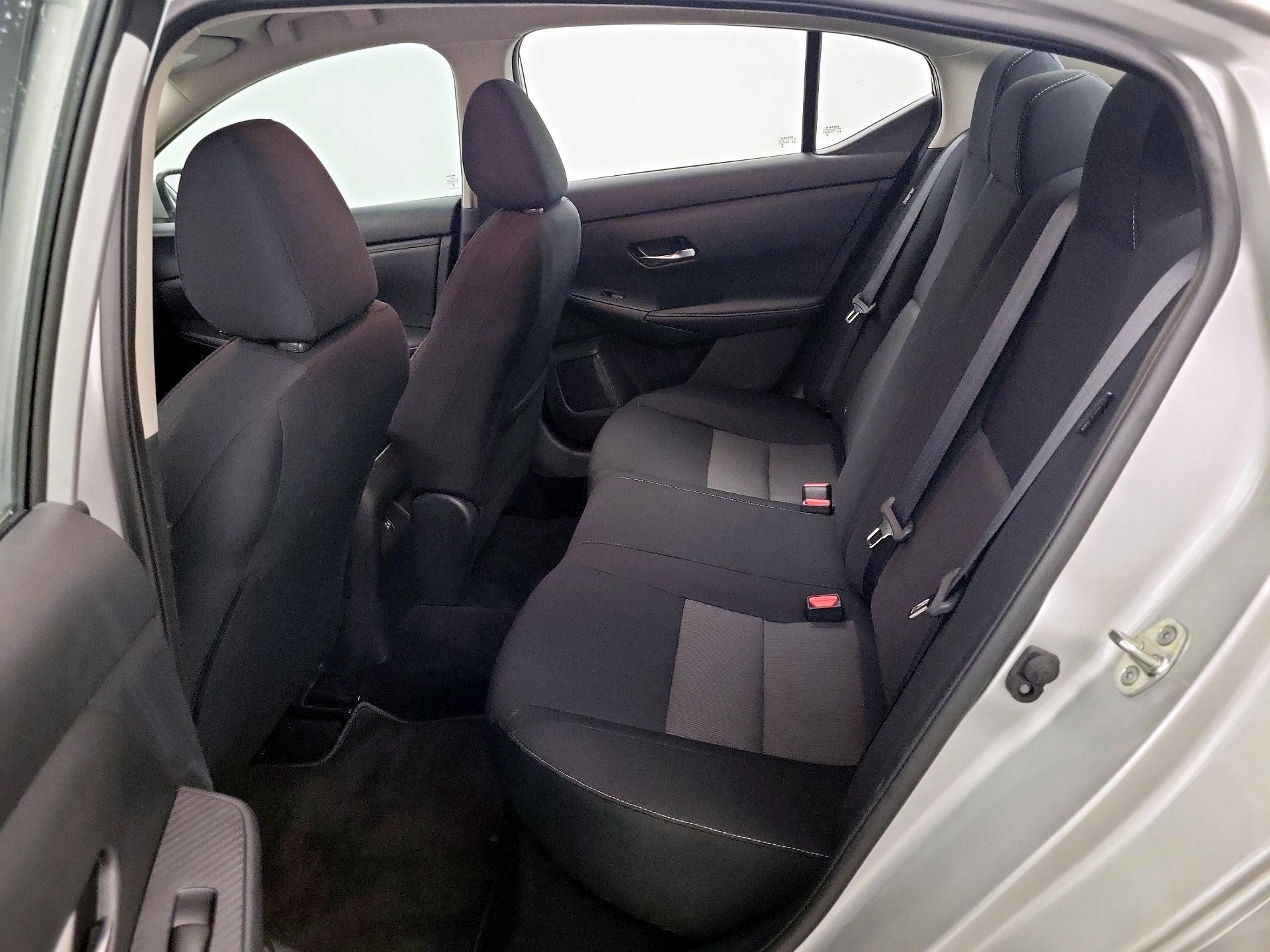 Thumbnail: 2023 Nissan Sentra - 17