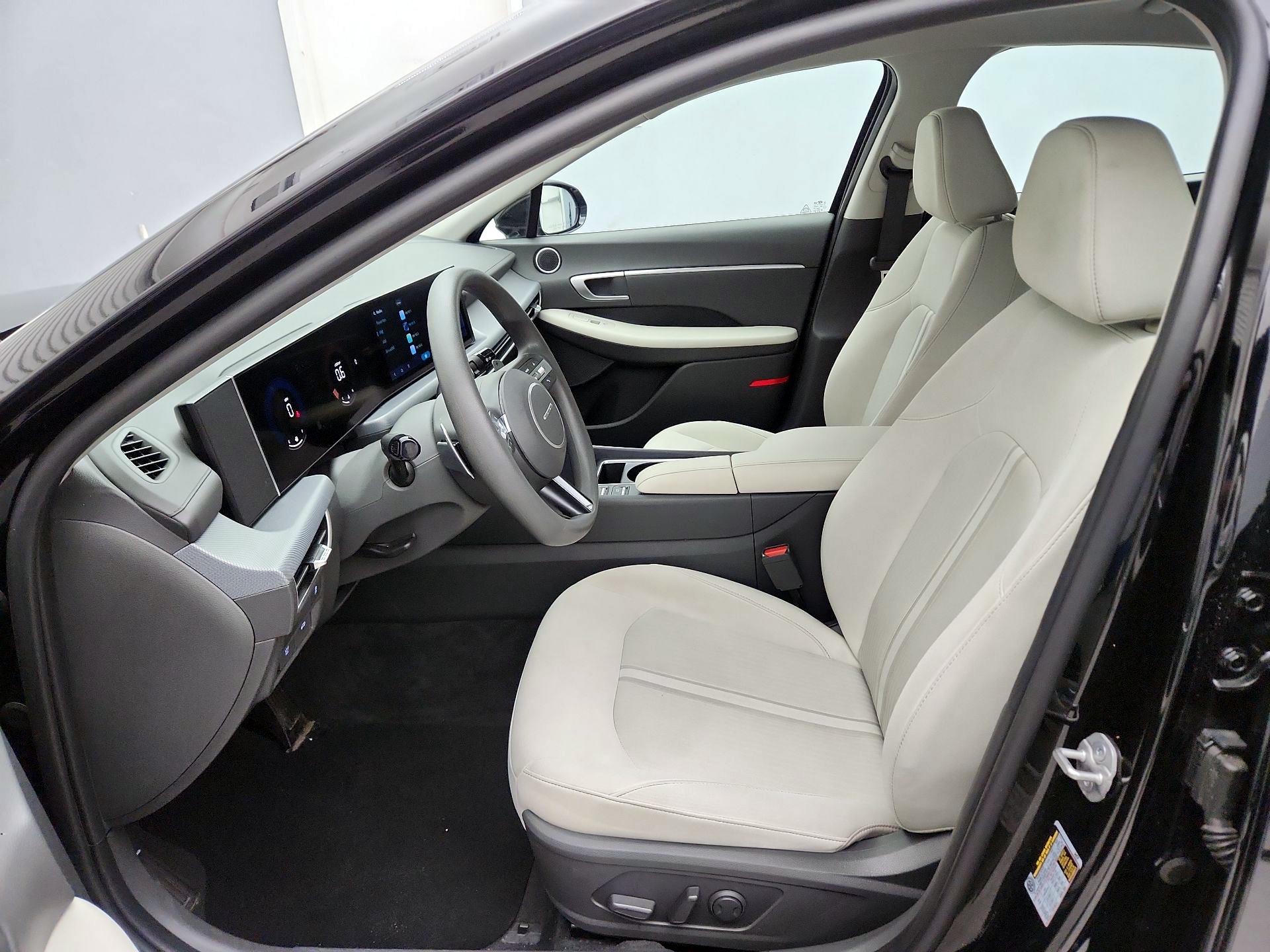 Thumbnail: 2025 Hyundai Sonata - 11