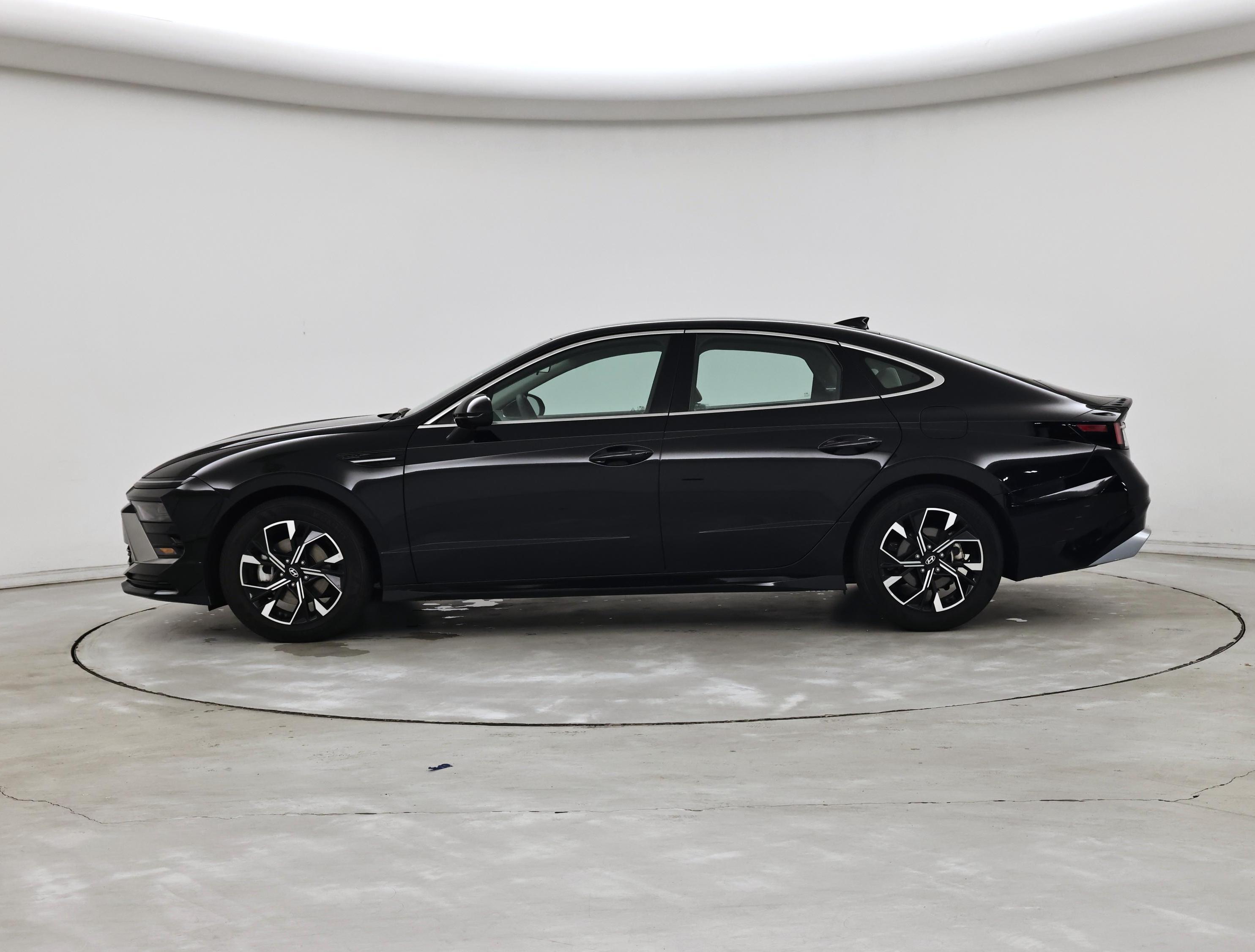 Thumbnail: 2025 Hyundai Sonata - 3