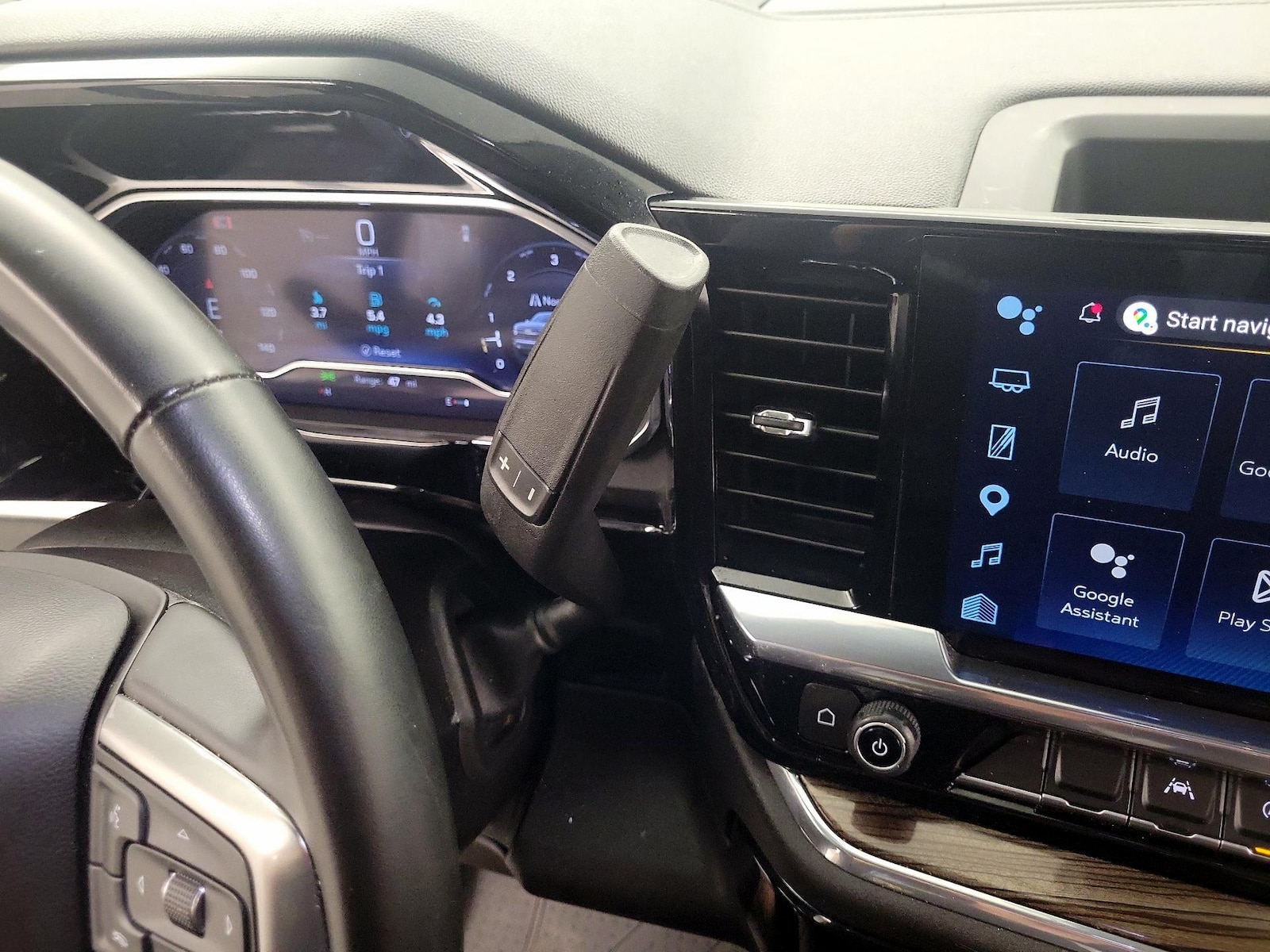 2024 Chevrolet Silverado 1500 LT - Photo 17