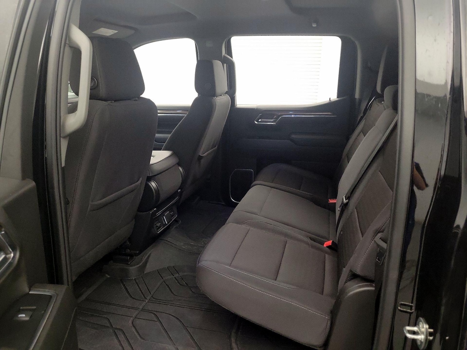 2024 Chevrolet Silverado 1500 LT - Photo 19