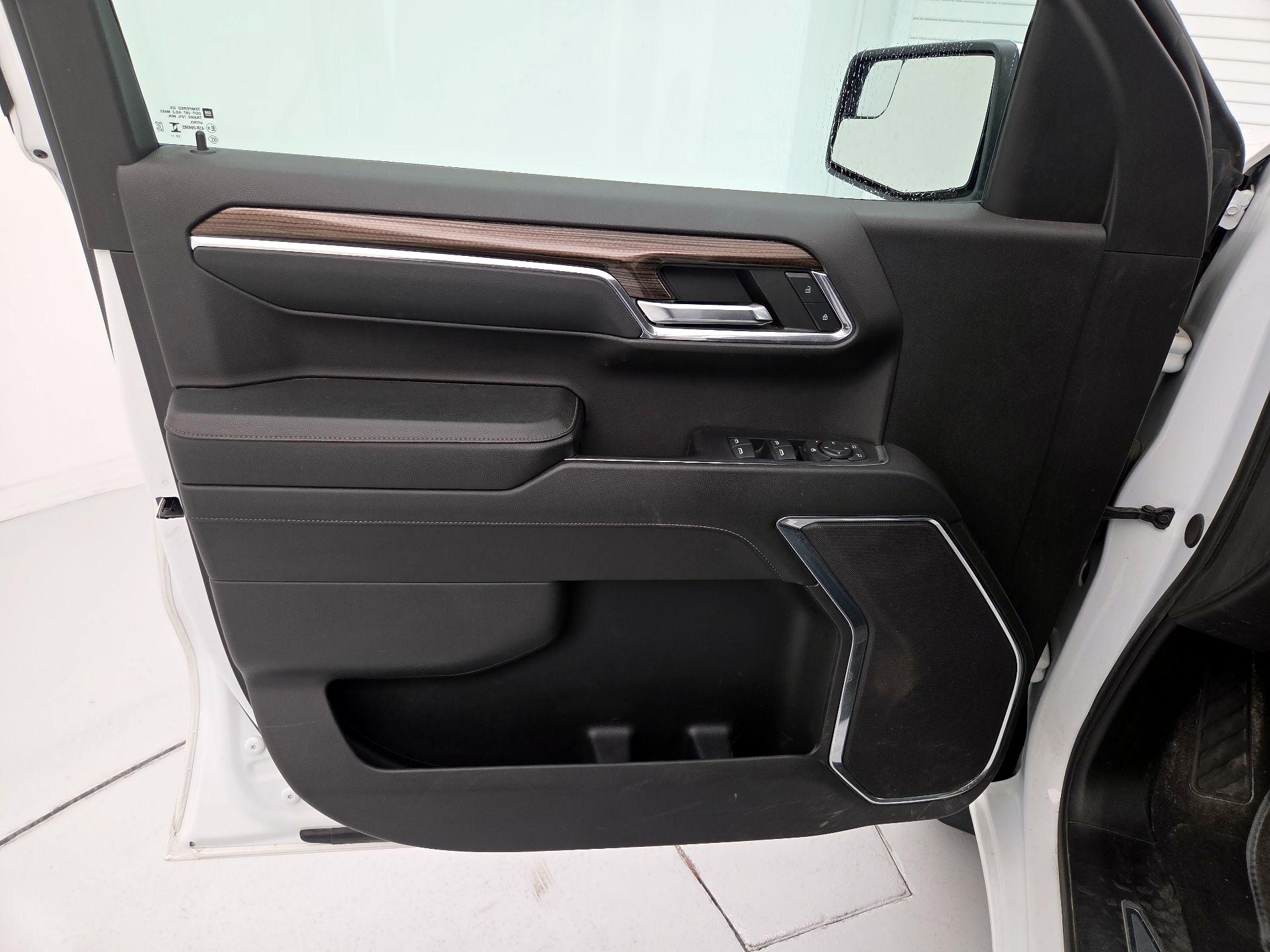 Thumbnail: 2024 Chevrolet Silverado 1500 - 12