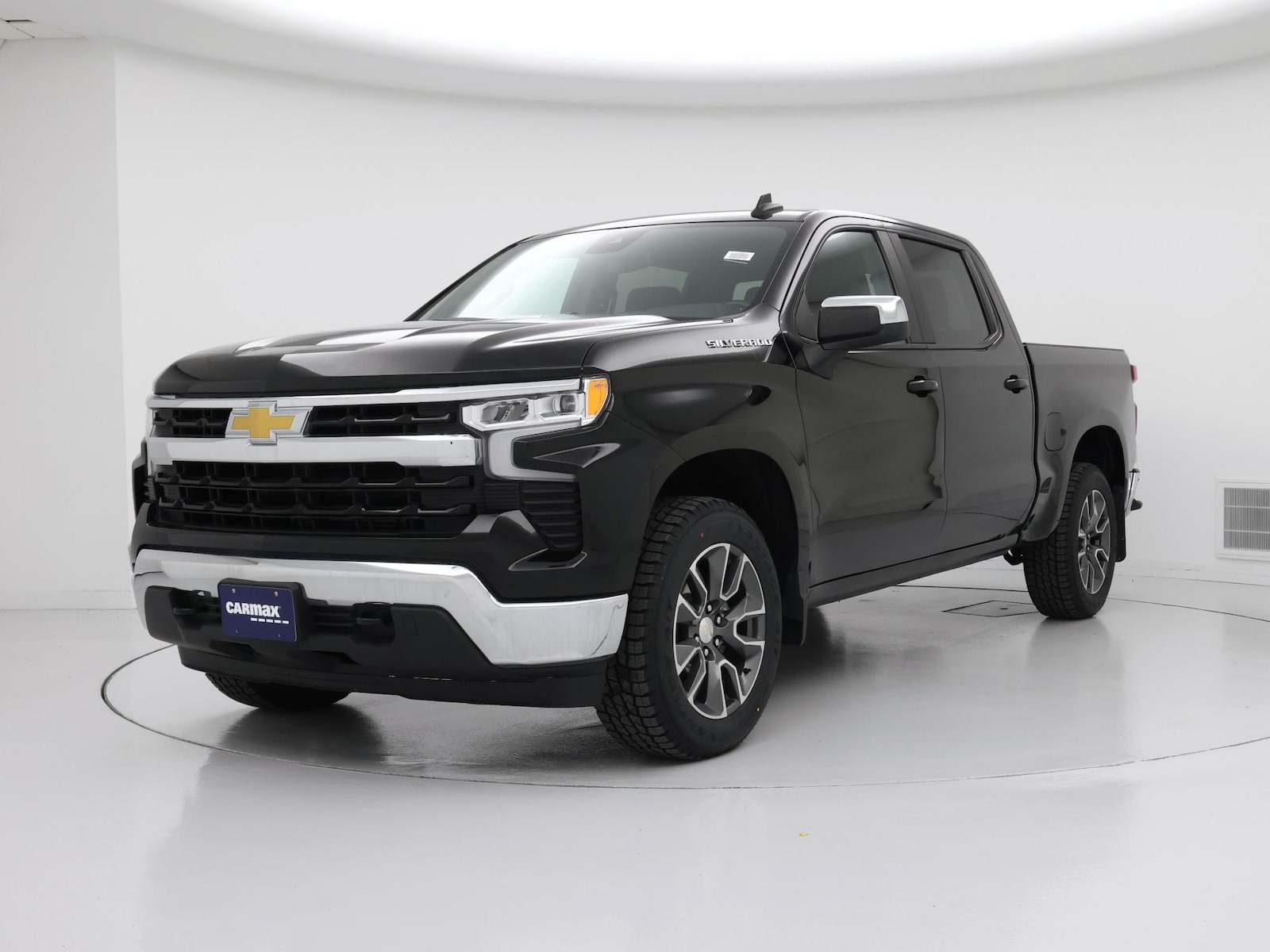 2023 Chevrolet Silverado 1500 LT - Photo 5