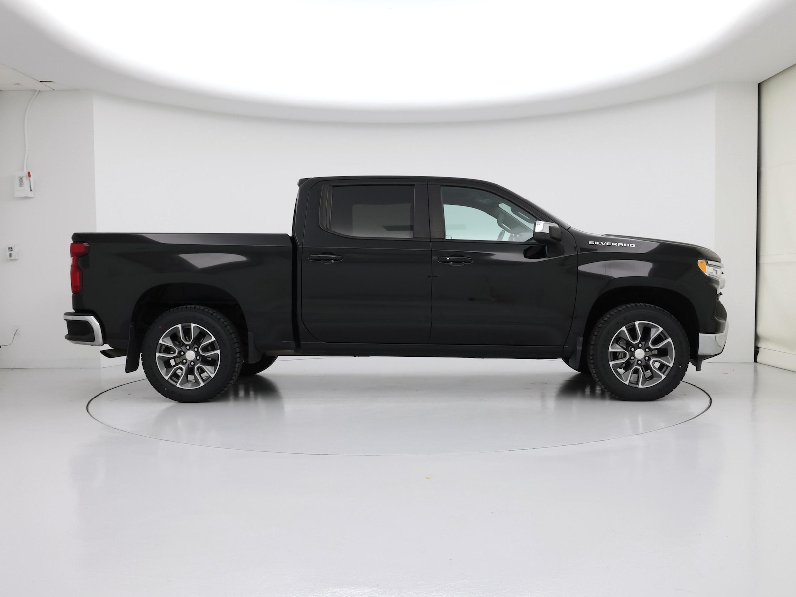2023 Chevrolet Silverado 1500 LT - Photo 8