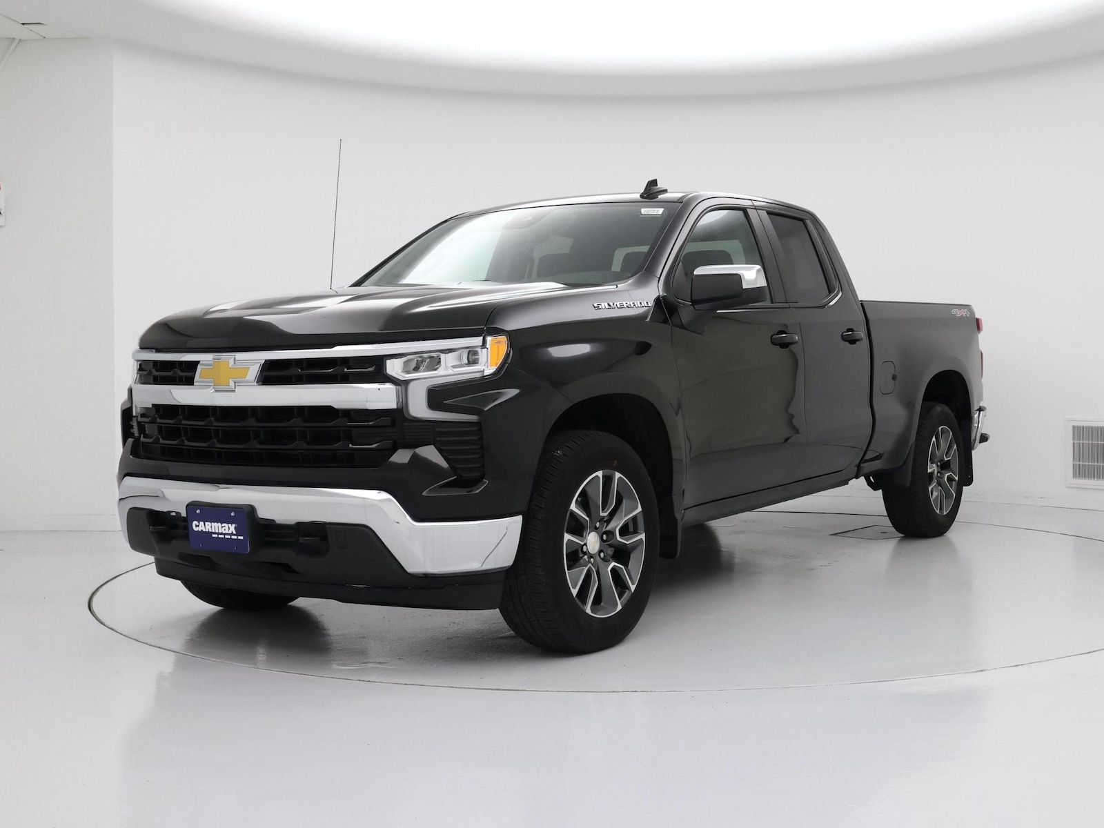 2023 Chevrolet Silverado 1500 LT - Photo 5