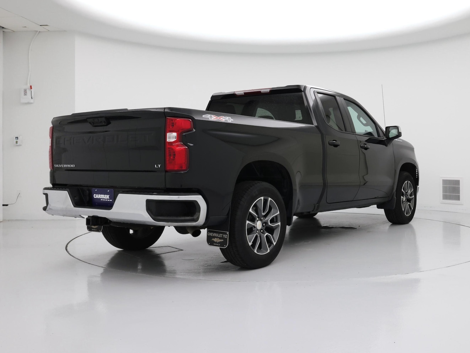 2023 Chevrolet Silverado 1500 LT - Photo 9