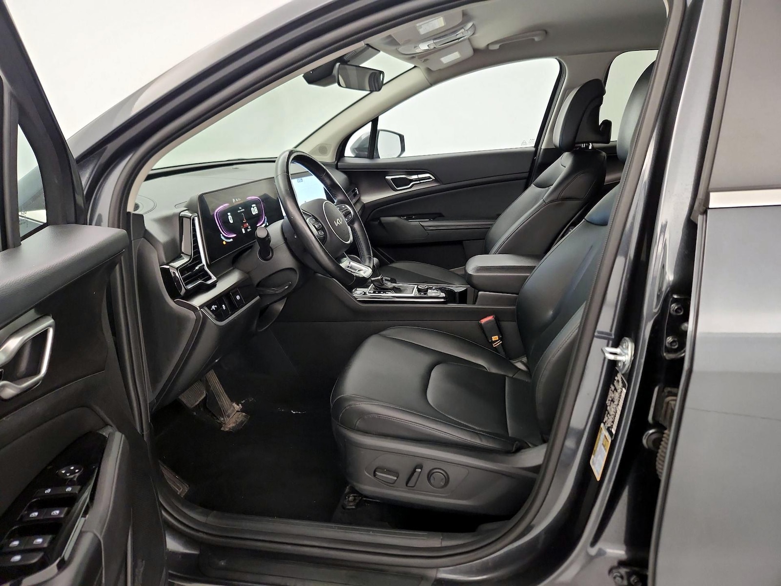 2023 Kia Sportage EX - Photo 12