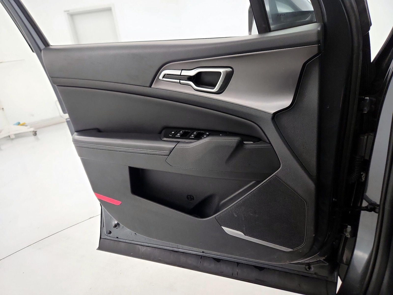 2023 Kia Sportage EX - Photo 13