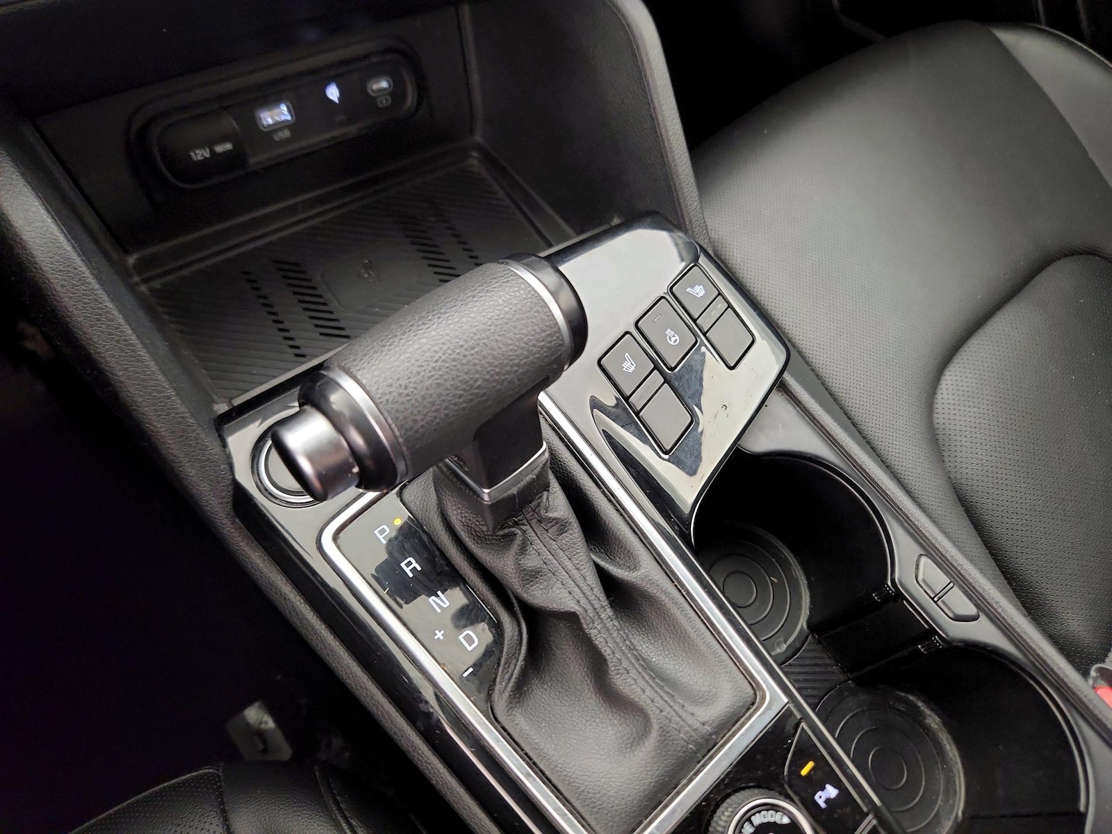 2023 Kia Sportage EX - Photo 19