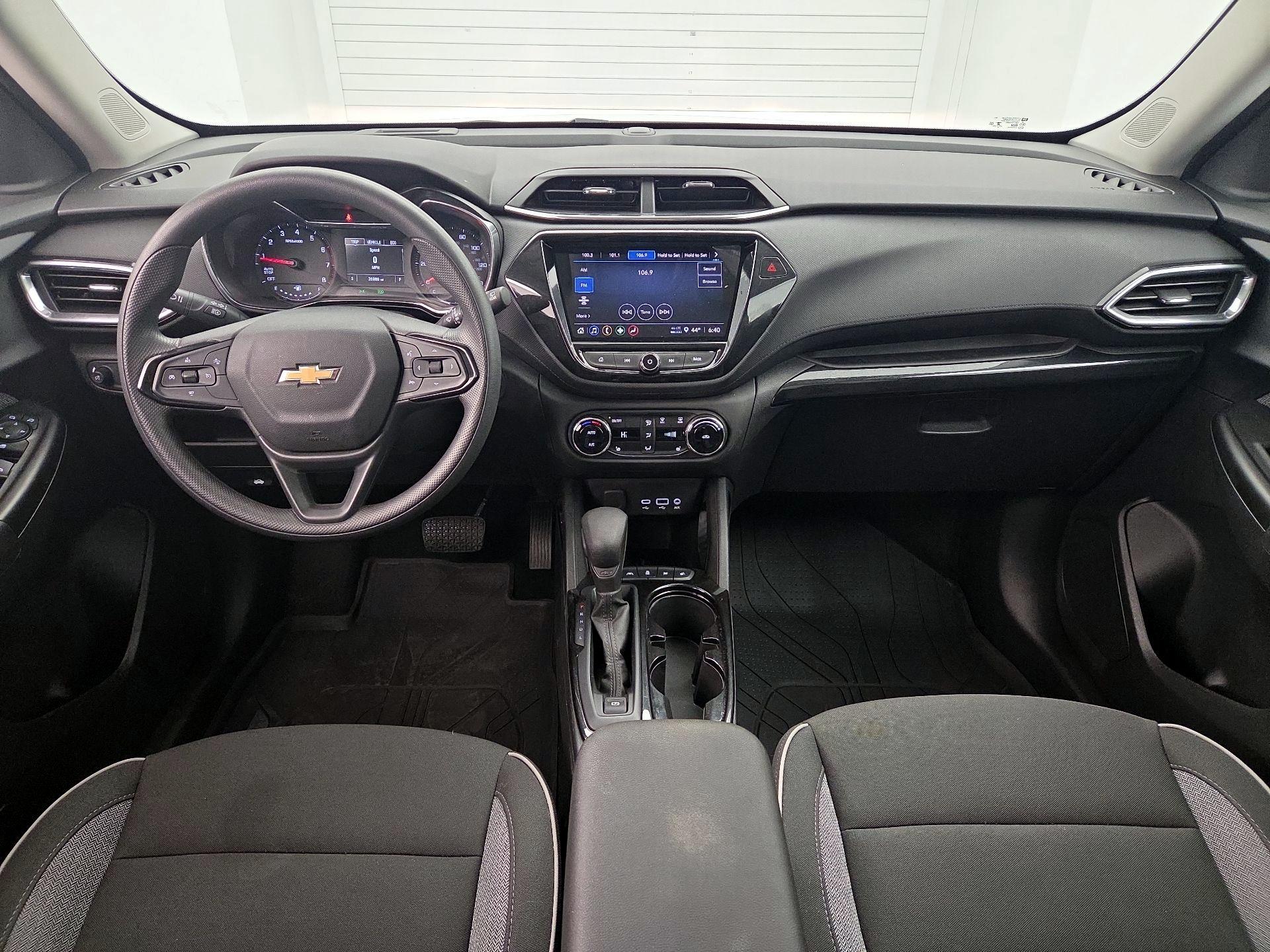 Thumbnail: 2023 Chevrolet TrailBlazer - 9