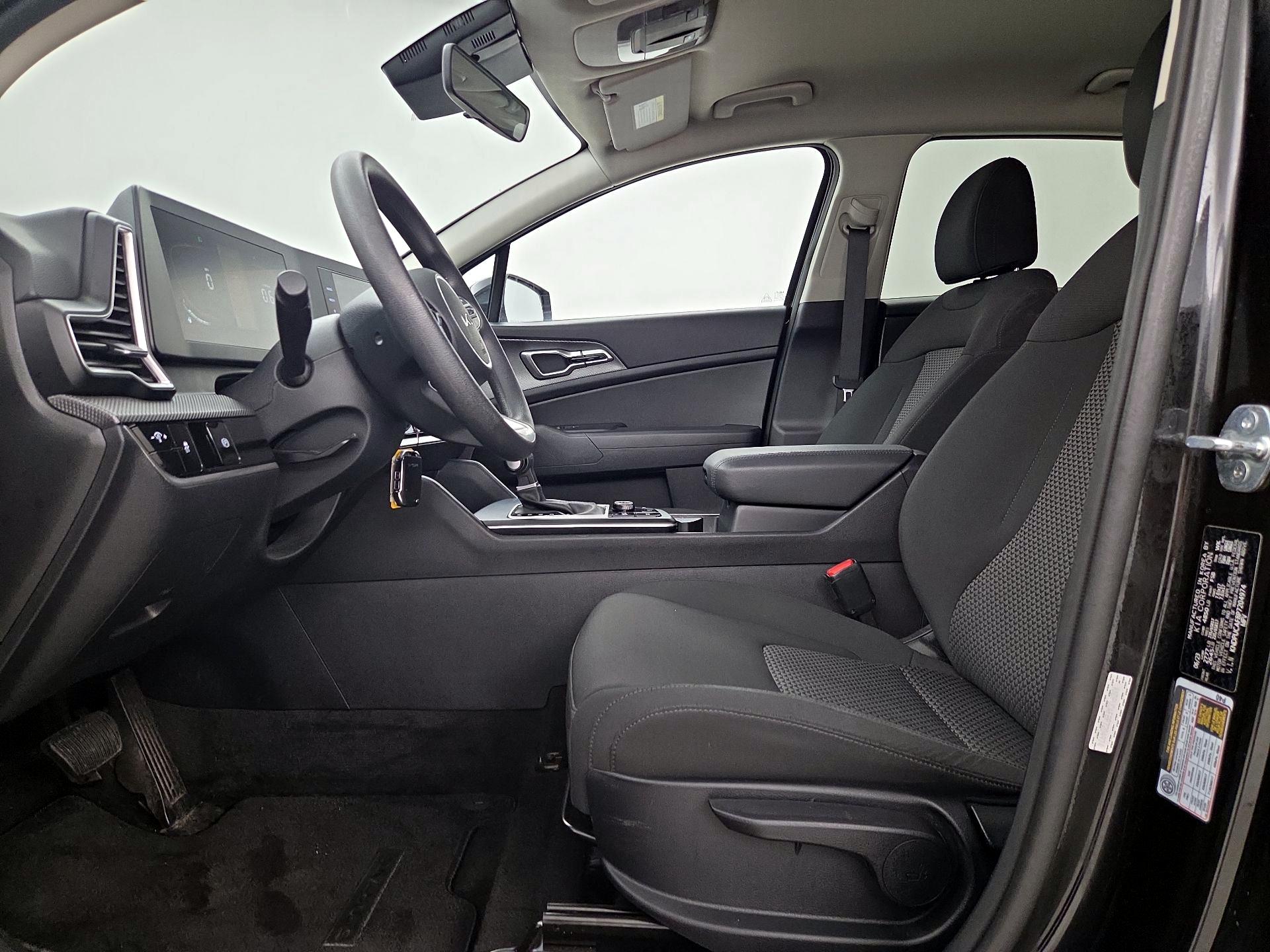 Thumbnail: 2023 Kia Sportage - 11