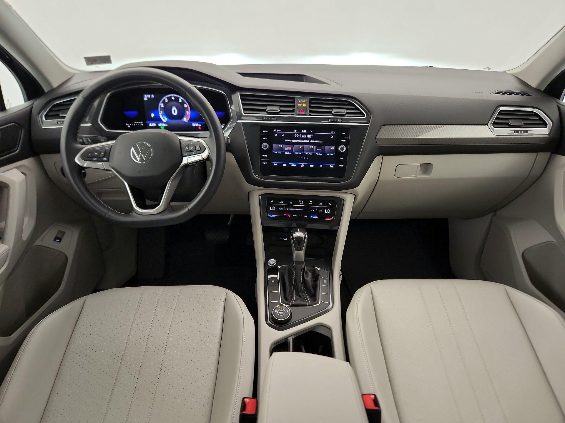 Thumbnail: 2022 Volkswagen Tiguan - 9