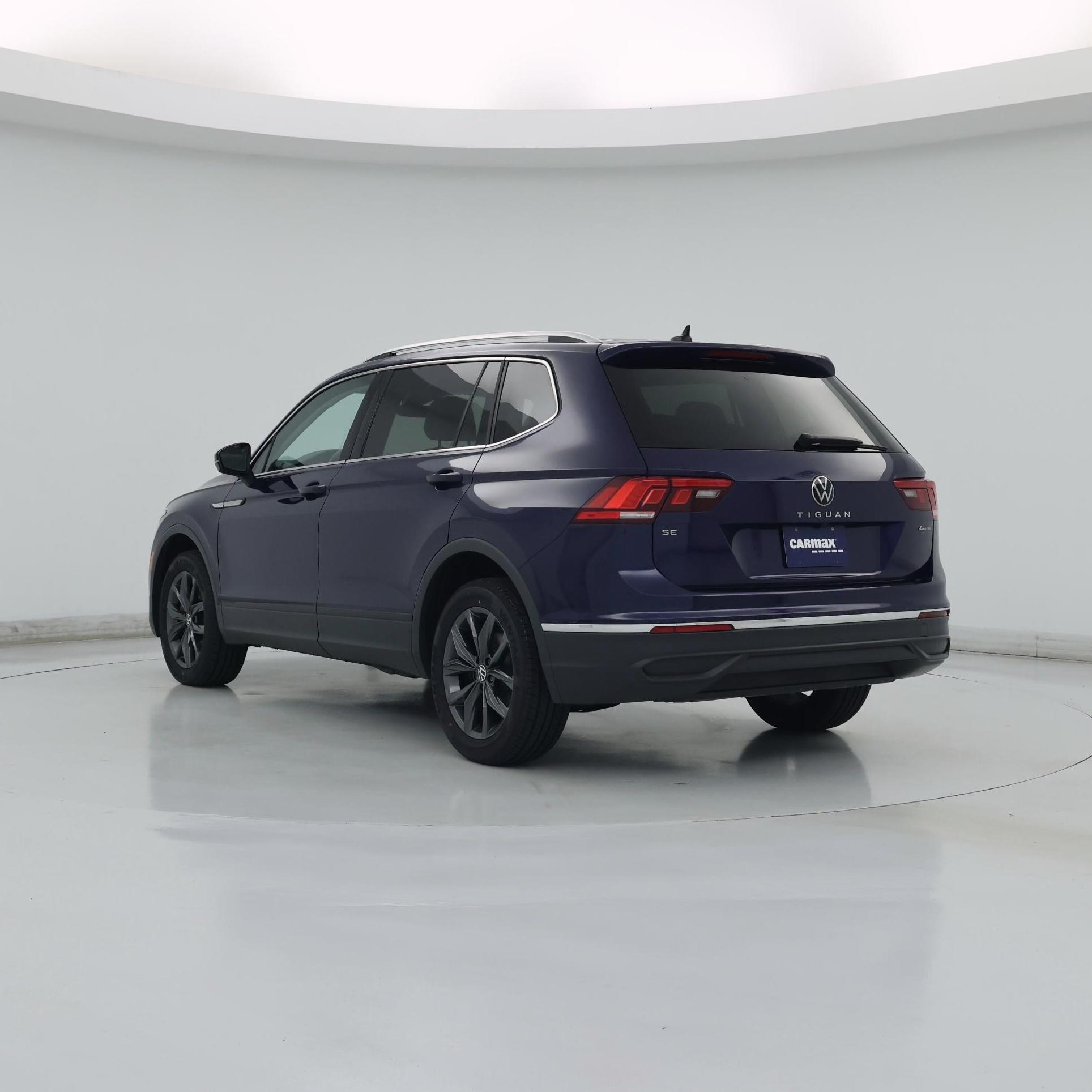 Thumbnail: 2022 Volkswagen Tiguan - 2