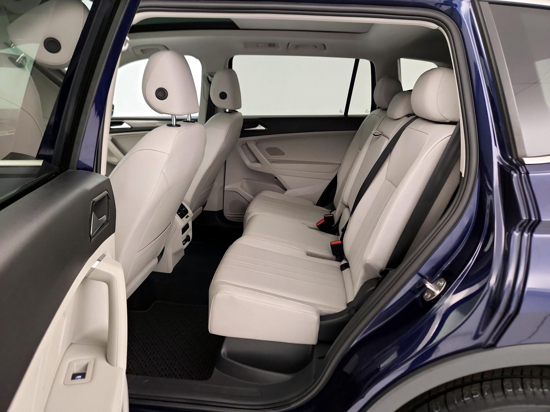 Thumbnail: 2022 Volkswagen Tiguan - 20
