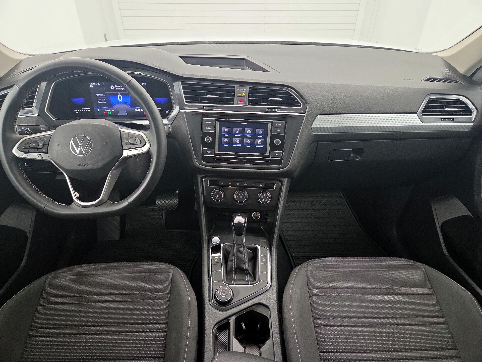 Thumbnail: 2022 Volkswagen Tiguan - 9