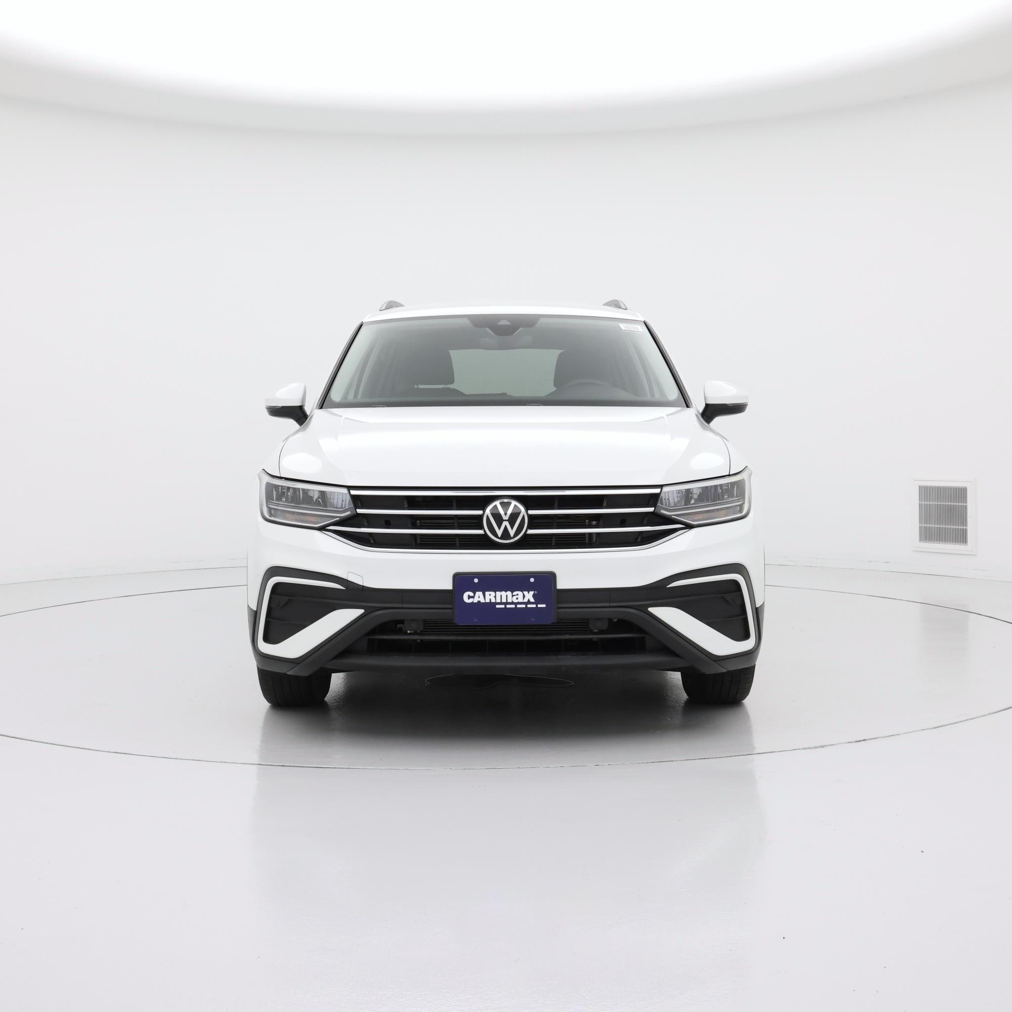 Thumbnail: 2022 Volkswagen Tiguan - 5