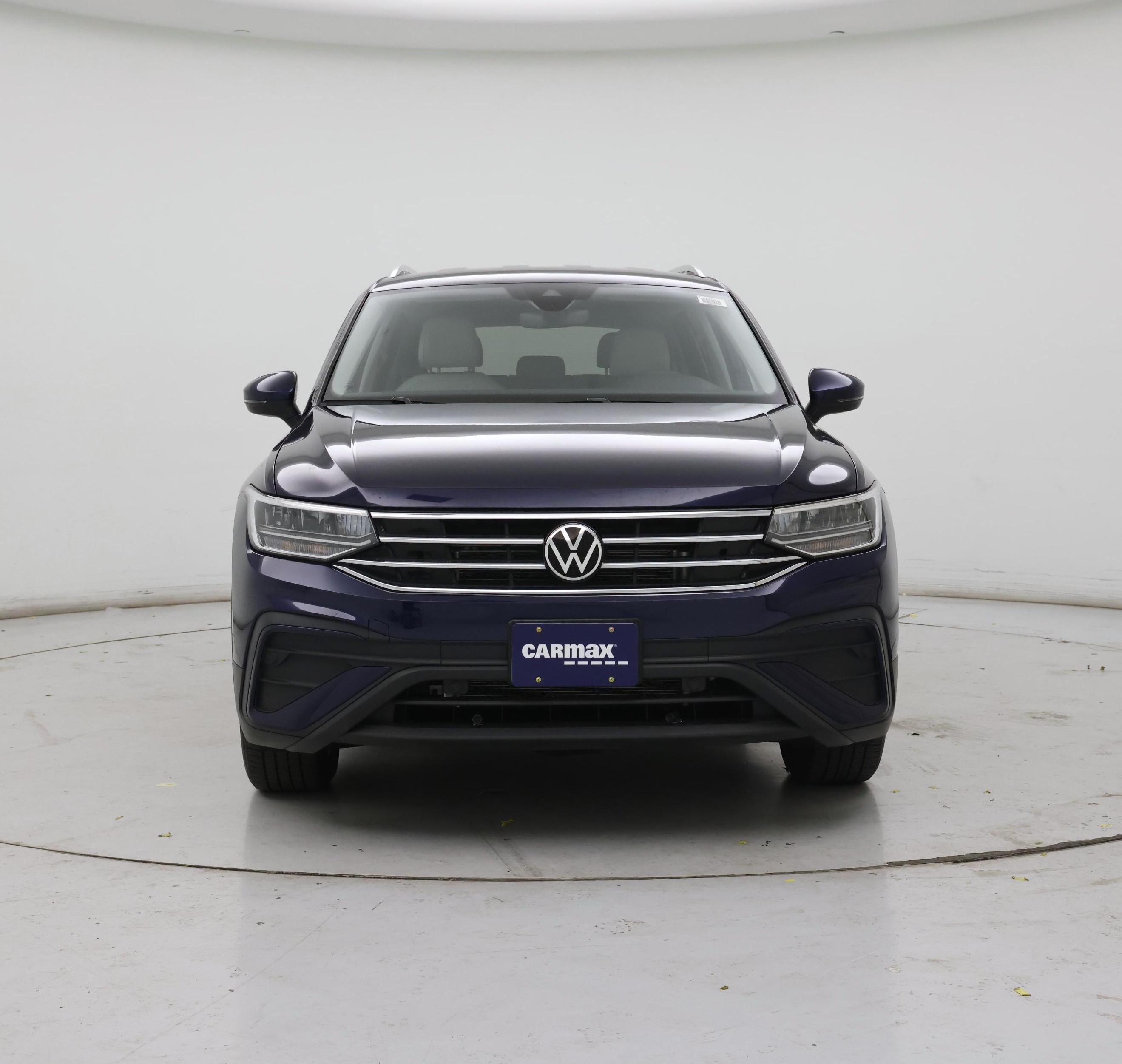 Thumbnail: 2023 Volkswagen Tiguan - 5