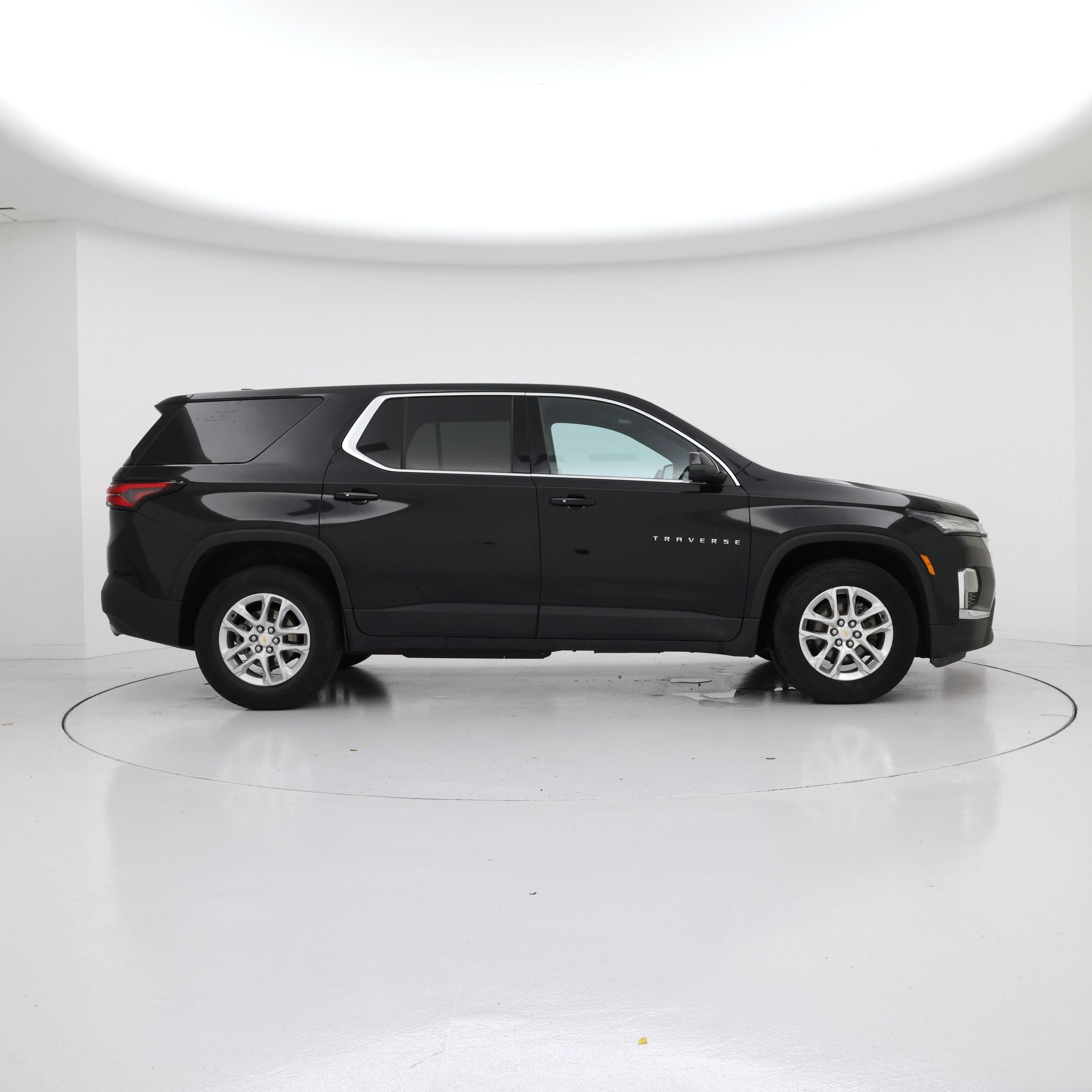 Thumbnail: 2023 Chevrolet Traverse - 7