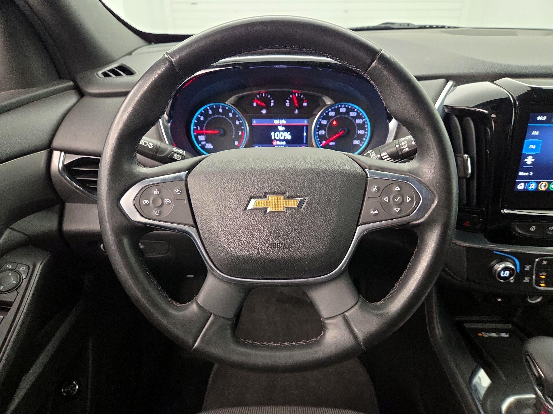Thumbnail: 2023 Chevrolet Traverse - 10