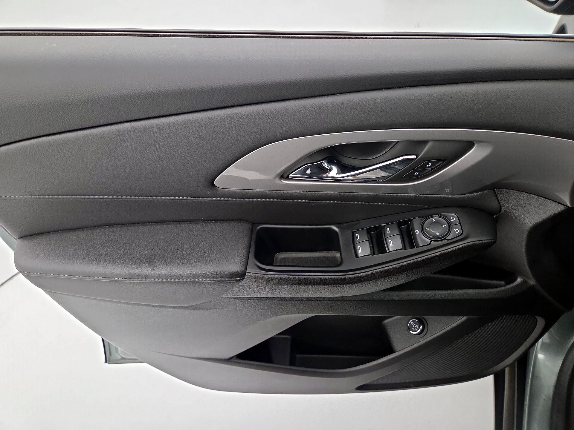 Thumbnail: 2023 Chevrolet Traverse - 12