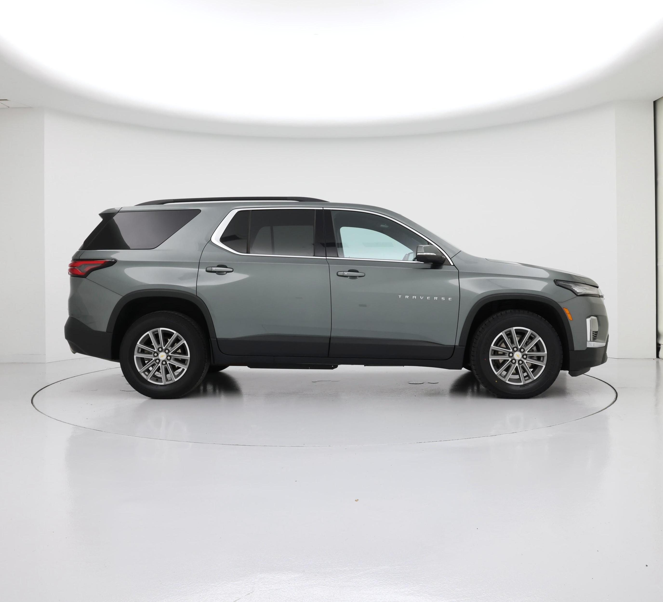 Thumbnail: 2023 Chevrolet Traverse - 7